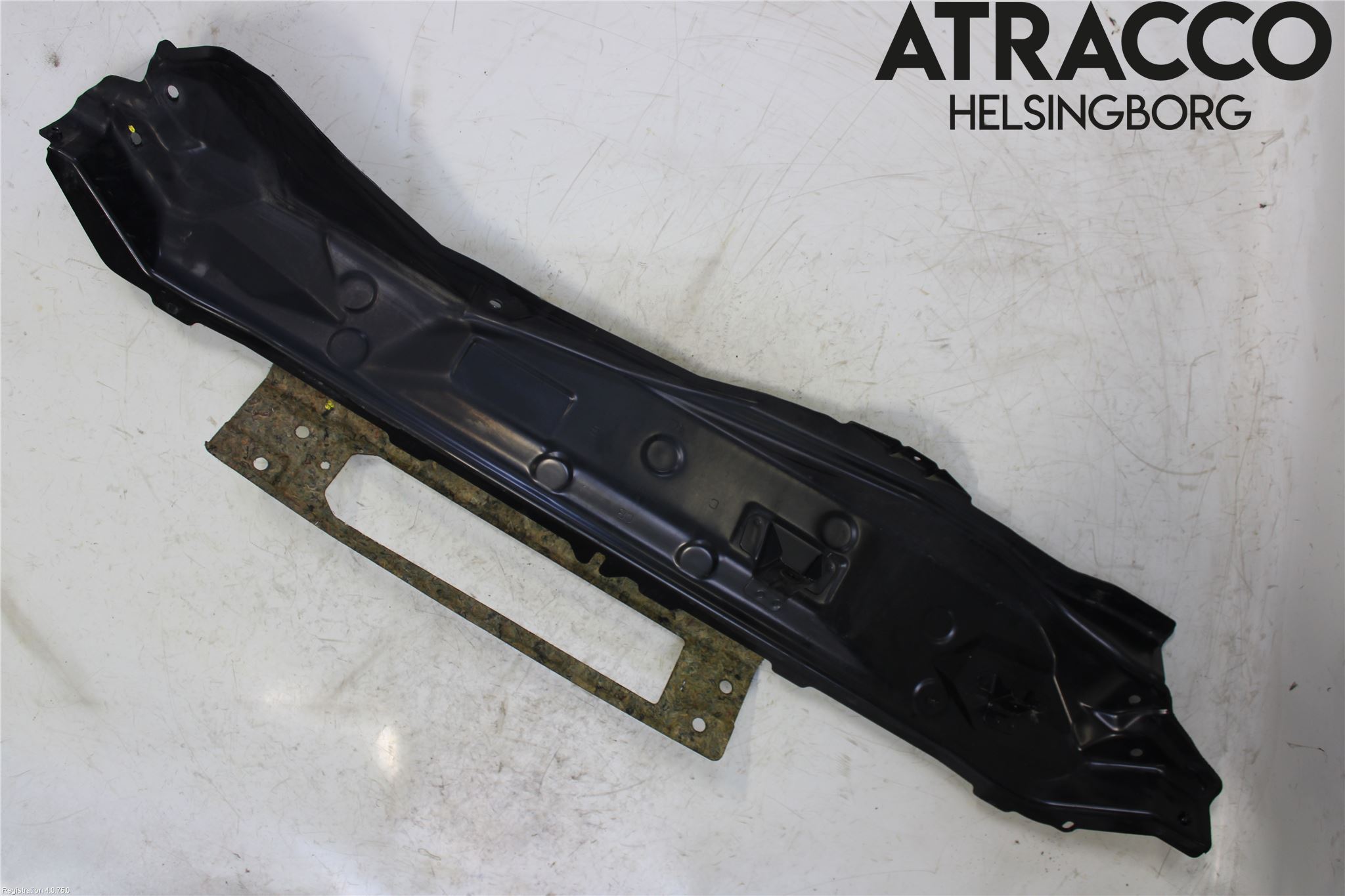 Nissan X-TRAIL 14-21 Visker Deksel-Grill-Under Frr
