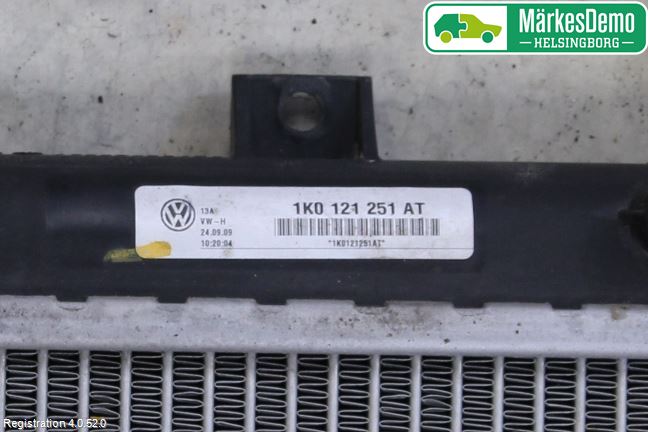 Skoda SUPERB 09-15 Radiator Manuell