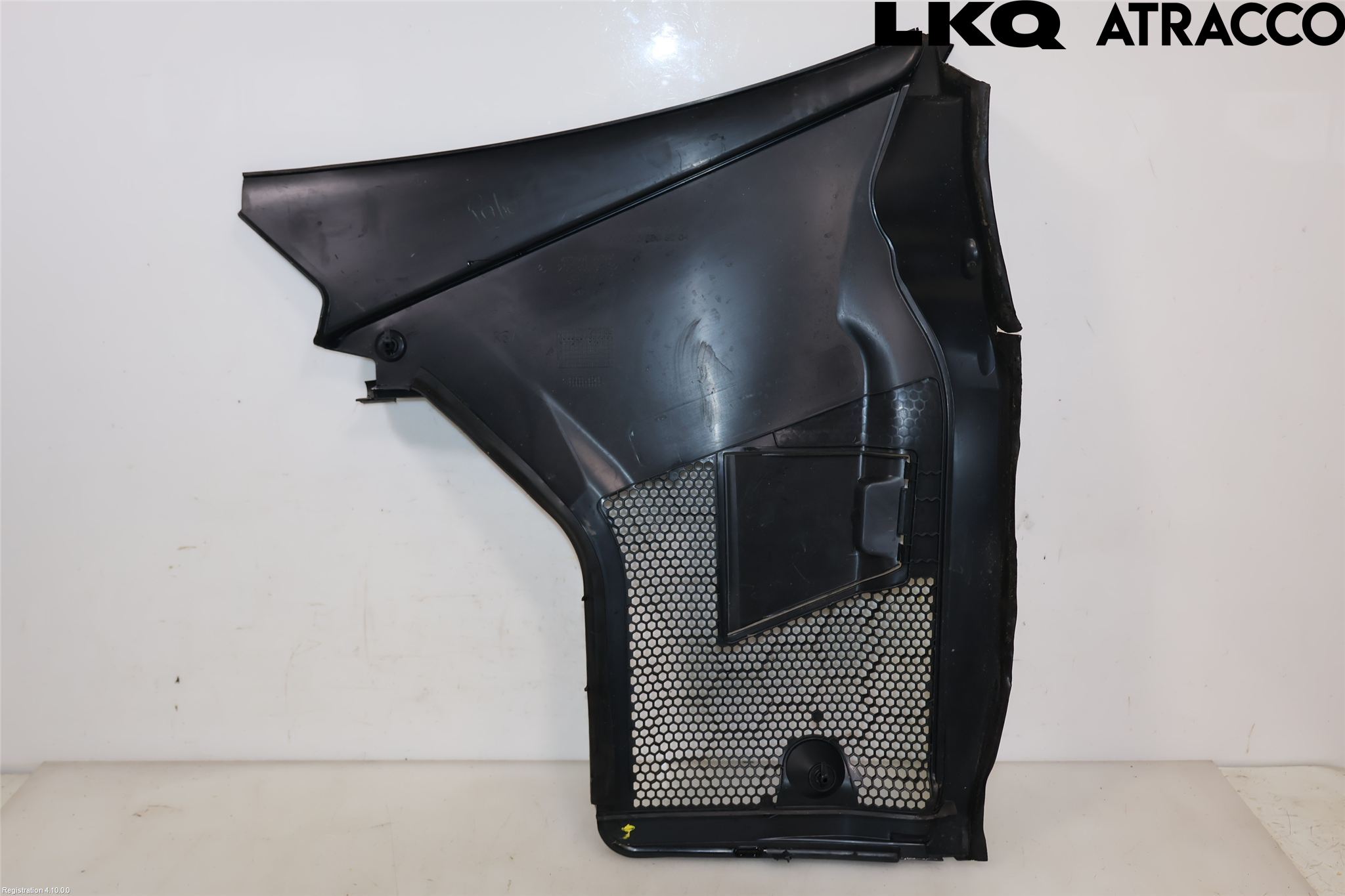 Mercedes-Benz MB C-KLASS (W205) 14-21 Visker Deksel-Grill-Under Frr