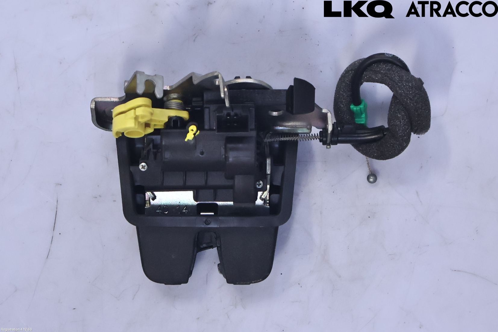 Volkswagen VW PASSAT 15-19 Bakluke-Lokk Låsekasse