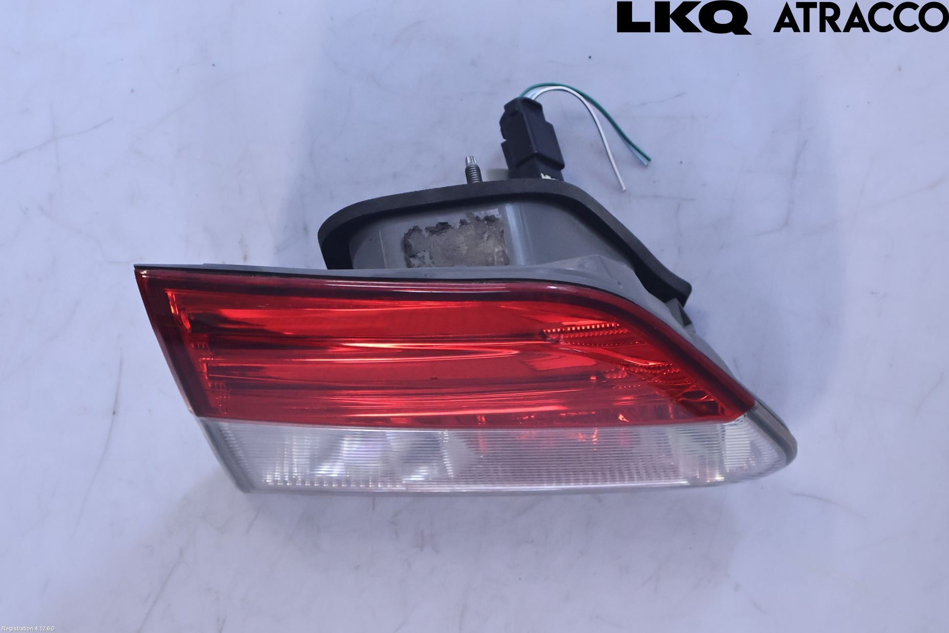 Toyota AVENSIS 09-15 Baklykt Venstre  På Luke(Indre