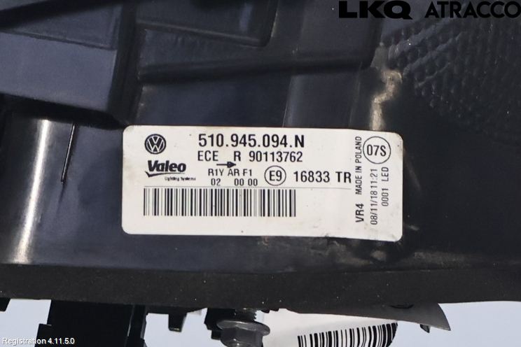 Volkswagen VW GOLF SPORTSVAN 15-20 Baklykt Høyre  På Luke(Indre)
