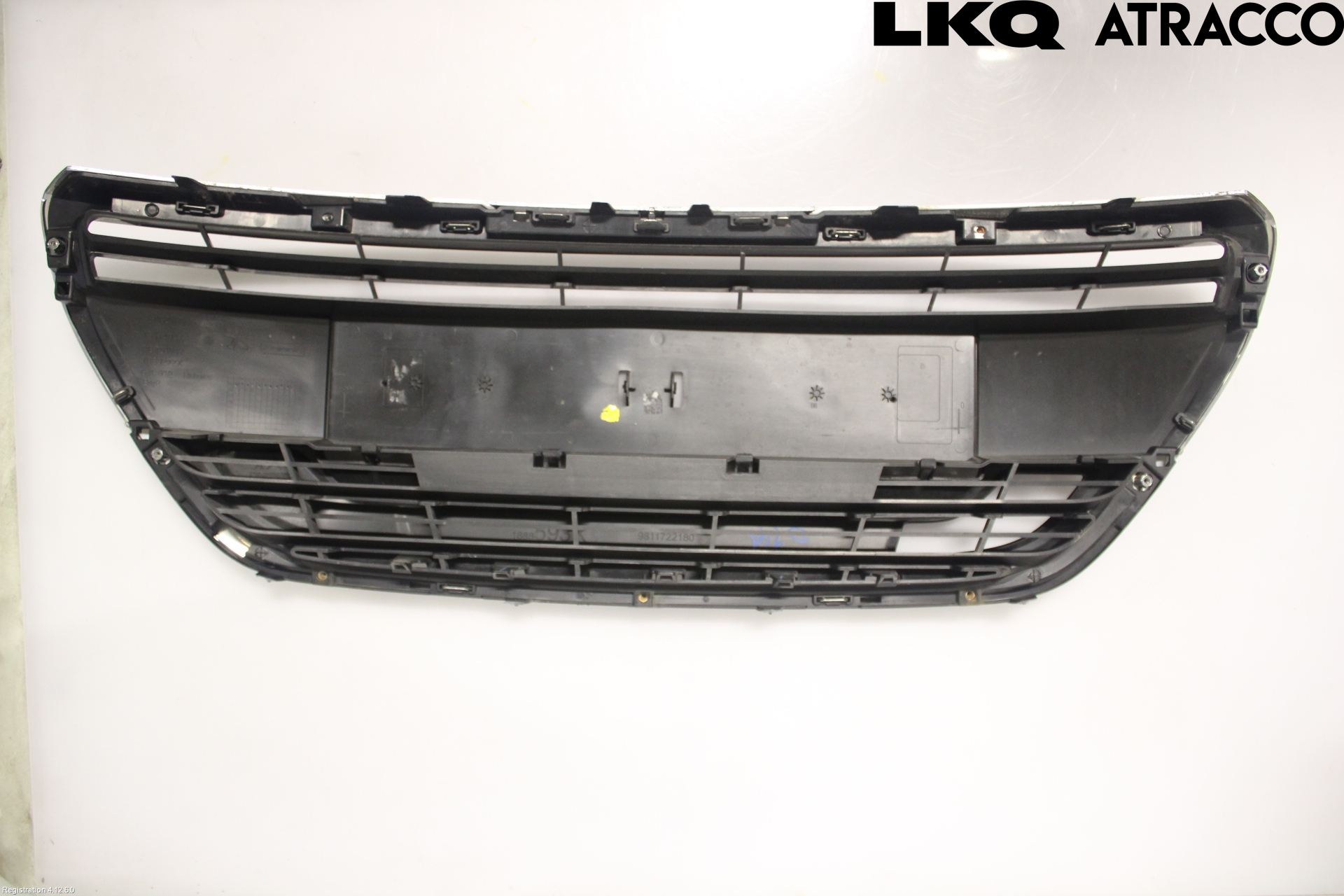 Peugeot PEUGOT 208 16-19 Grill Komplett