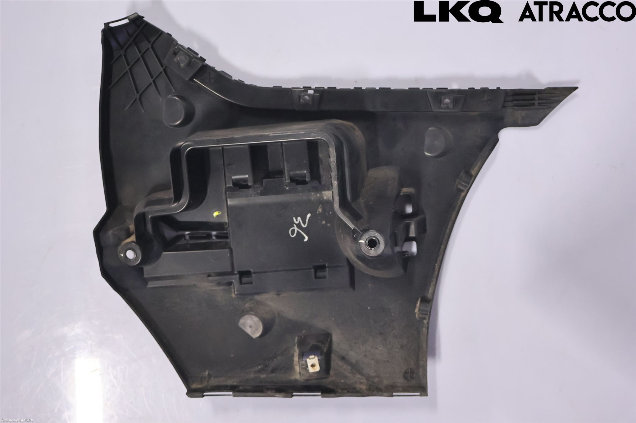 BMW 5 F10/F11/F18 09-17 Støtfangerfeste Bak Venstre