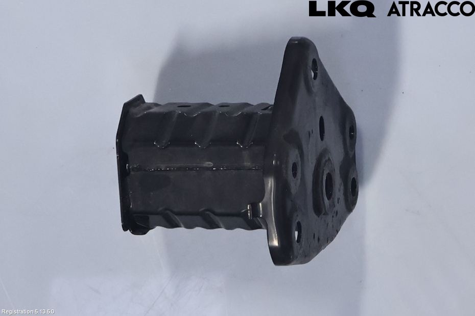 Toyota bZ4X EA10 22- Støtfanger Bak Feste