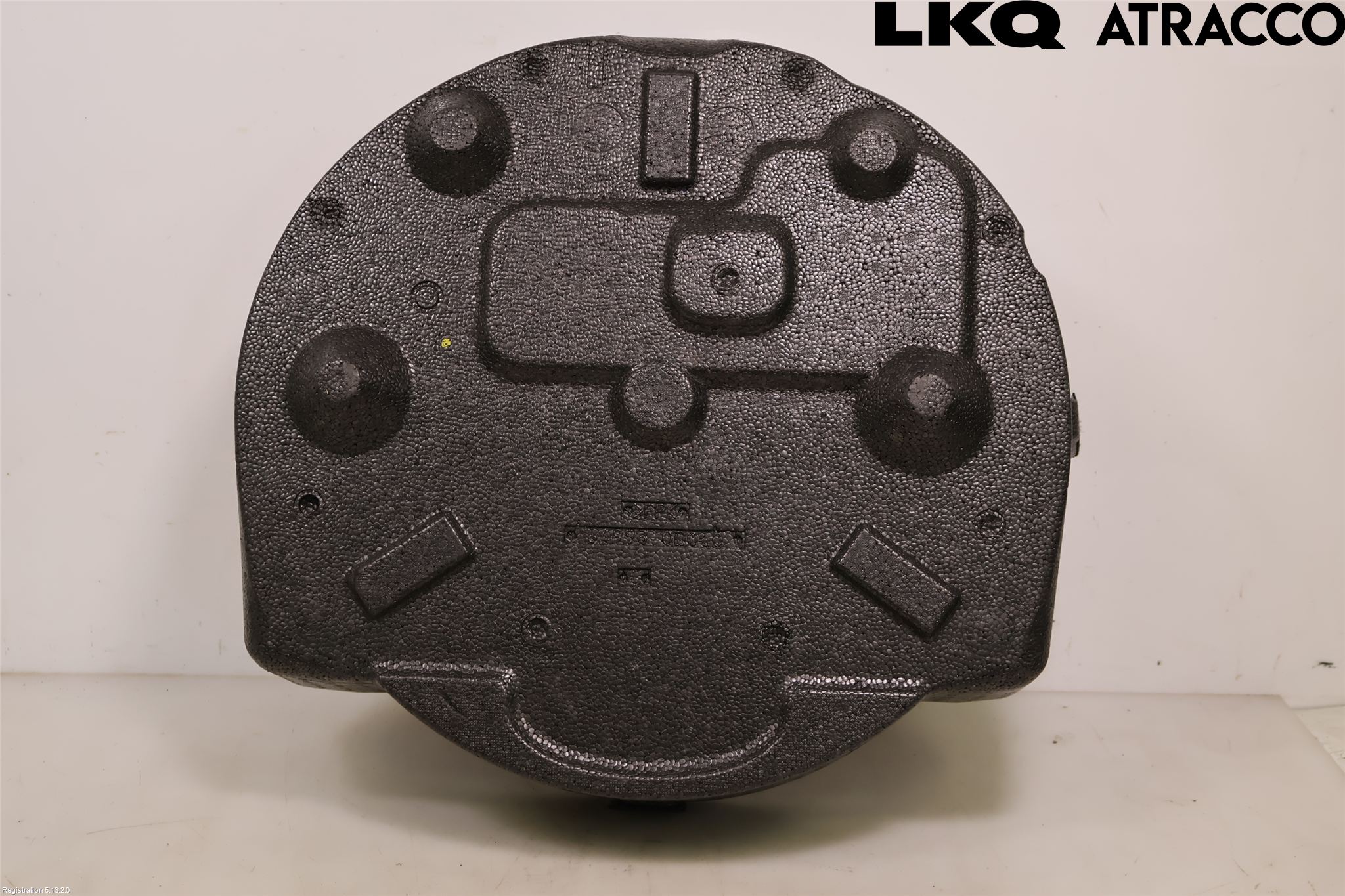 Toyota YARIS XP130 15-20 Verktøyrom - Oppbevaring