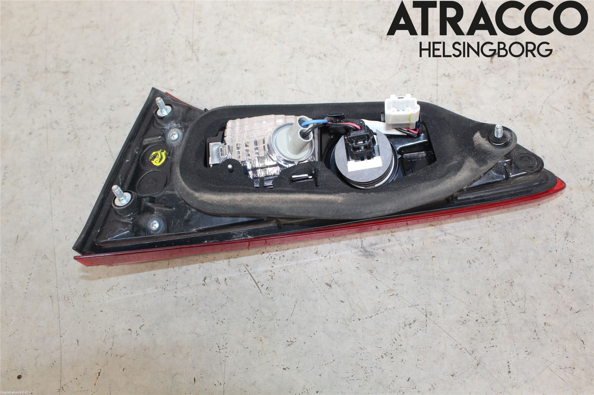 Toyota YARIS XP130 15-20 Baklykt Venstre  På Luke(Indre
