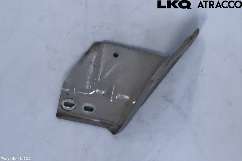 Skoda RAPID Frontskjermfeste Venstre