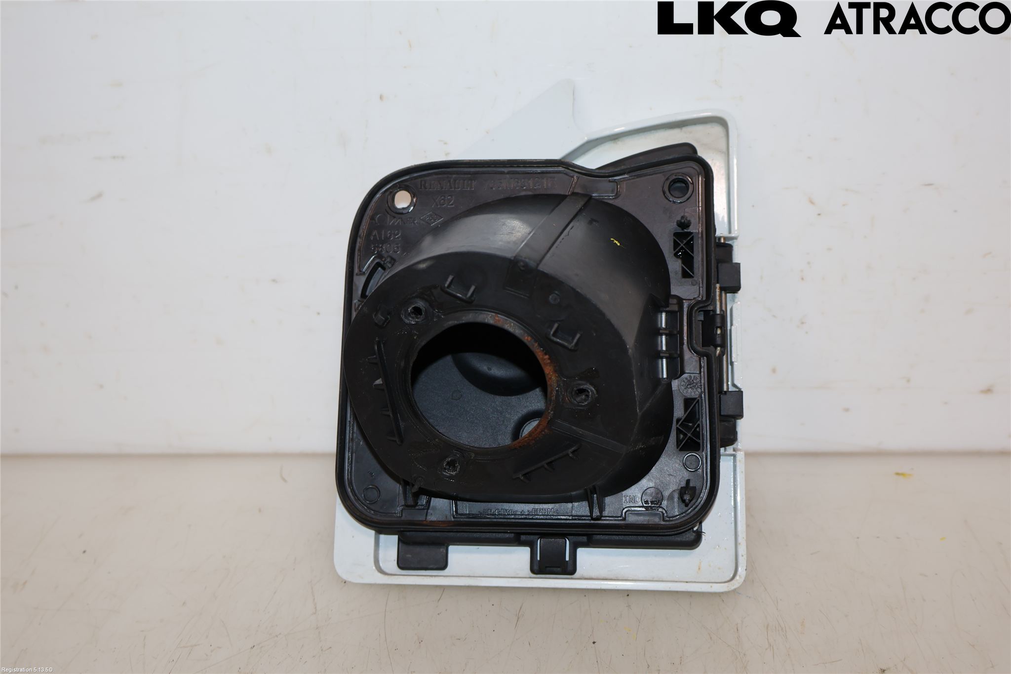 Nissan NV400 12-24 Drivstoff Tankluke