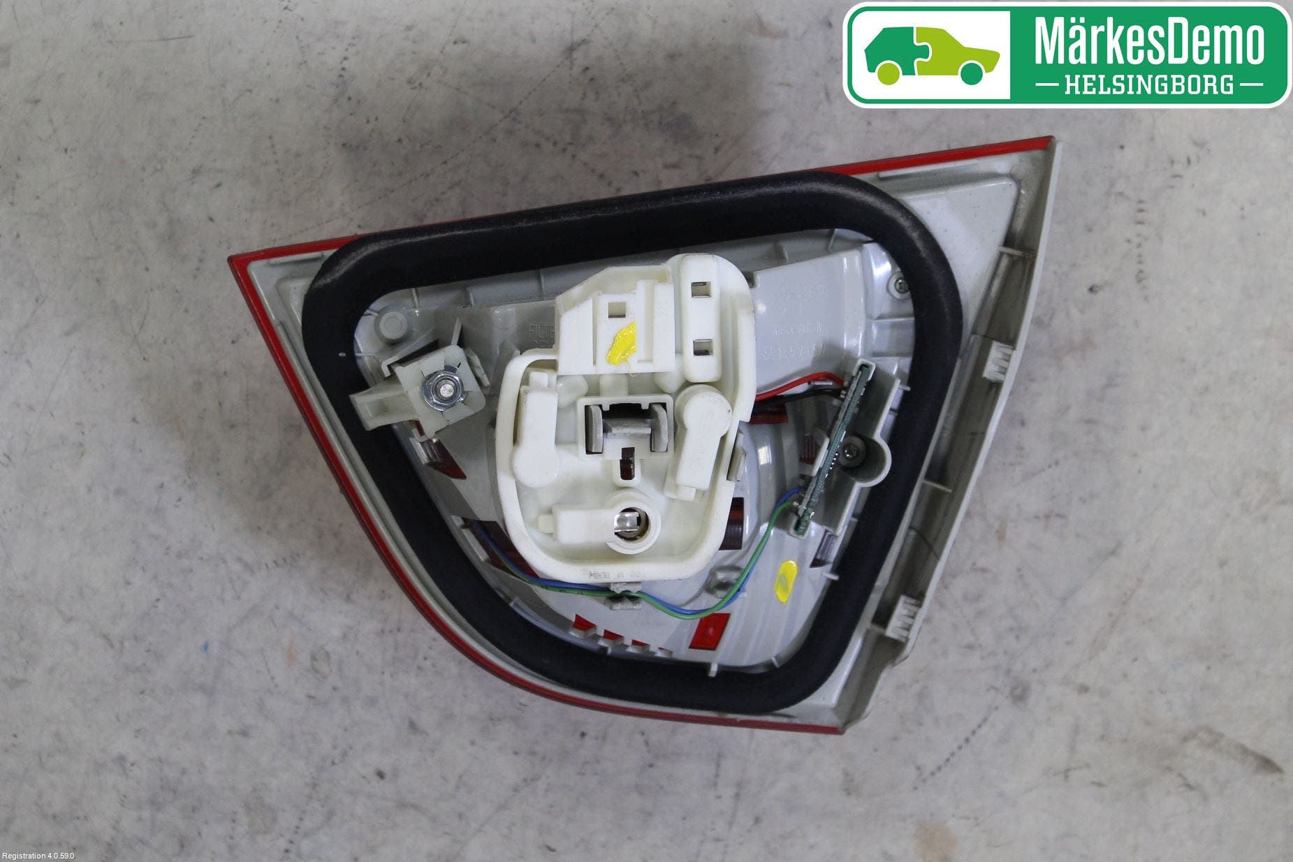 BMW 3 E90/91 SED/TOU 05-12 Baklykt Venstre På Luke(Indre