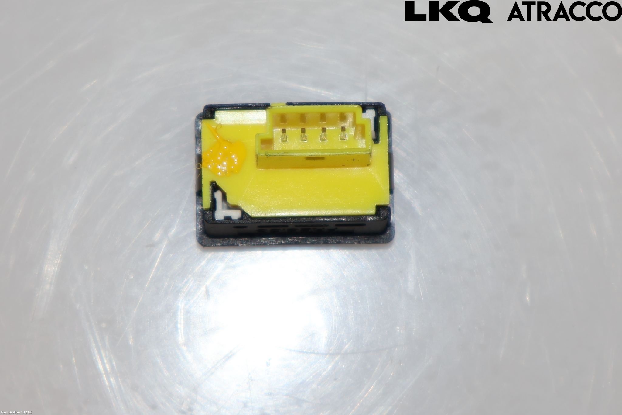 BMW 5 G30/G31/F90 17-23 Bryter Drivstoff Tankluke