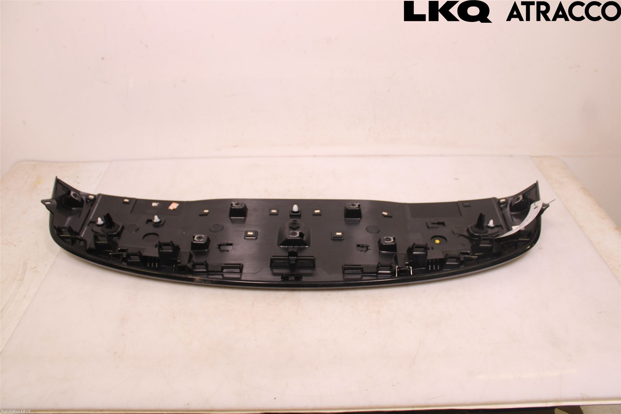 Peugeot 2008/E-2008 20- Spoiler Bakluke