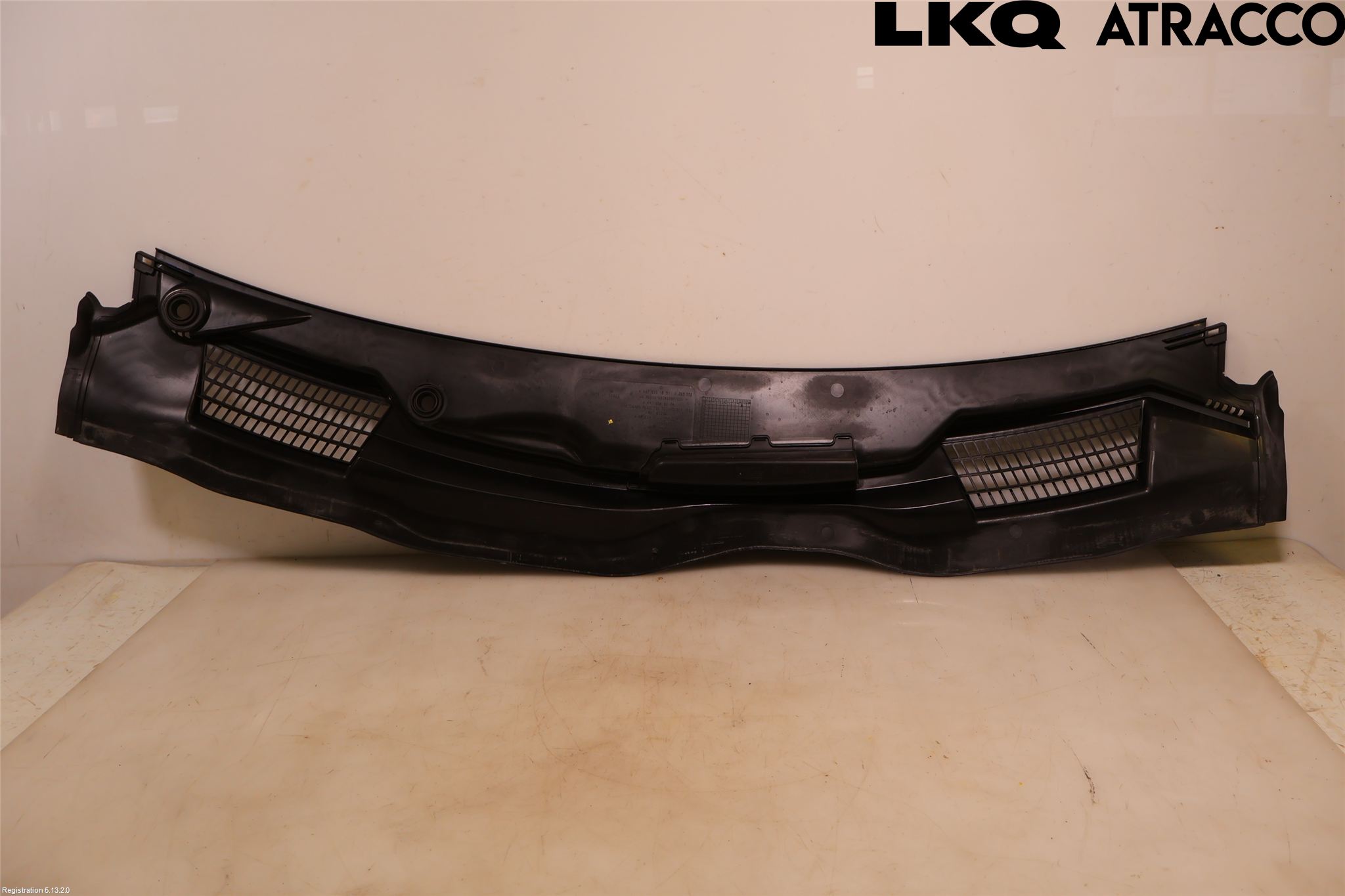 Mercedes-Benz MB VITO/V-KLASS (W640,W447,W448) 14- Visker Deksel-Grill-Under Frr
