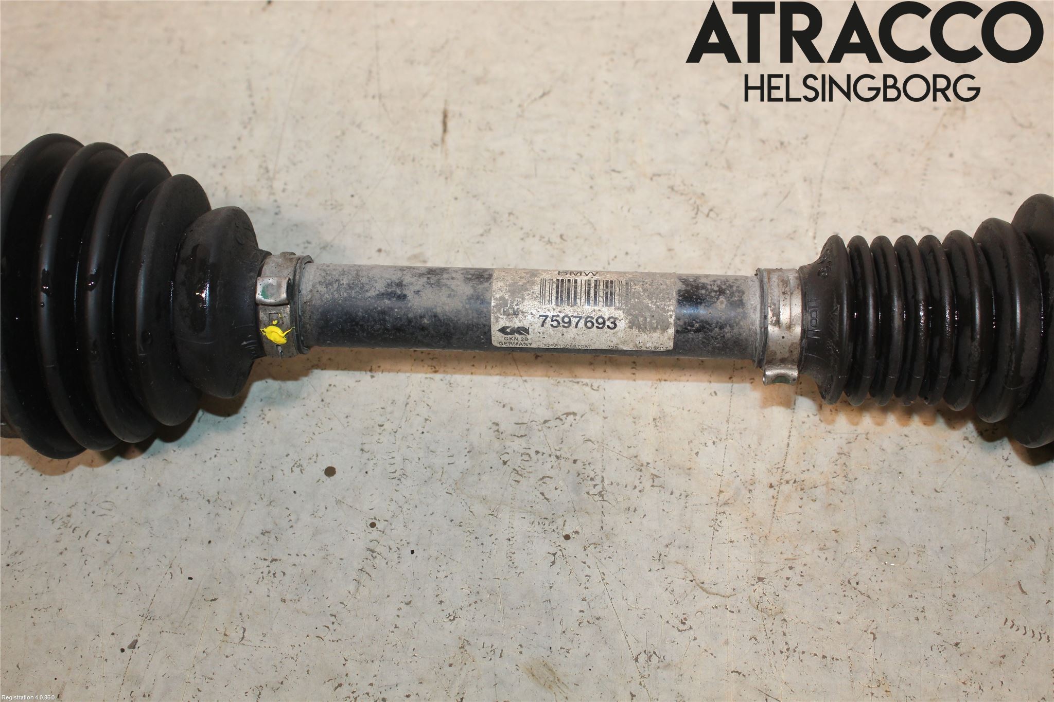BMW 3 F30/F31/F80 12-19 Drivaksel Foran Kompl Venstre