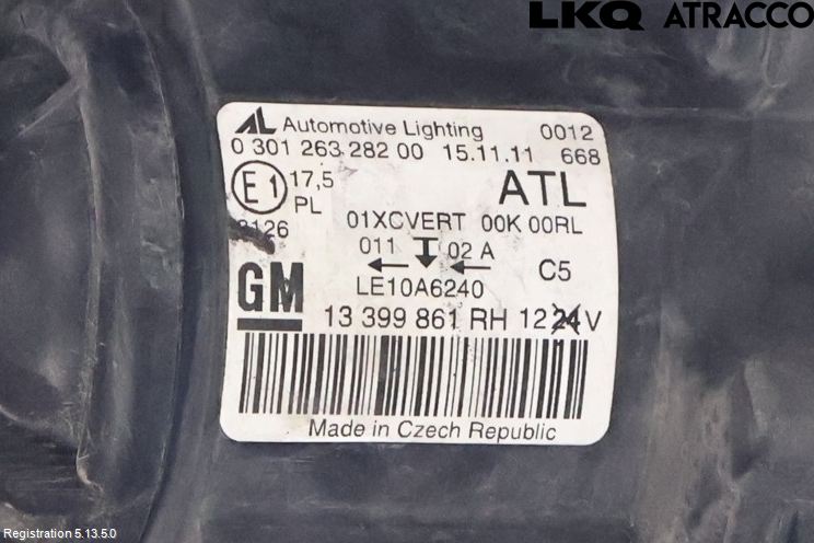 Opel ZAFIRA C 12-19 Frontlykt Høyre