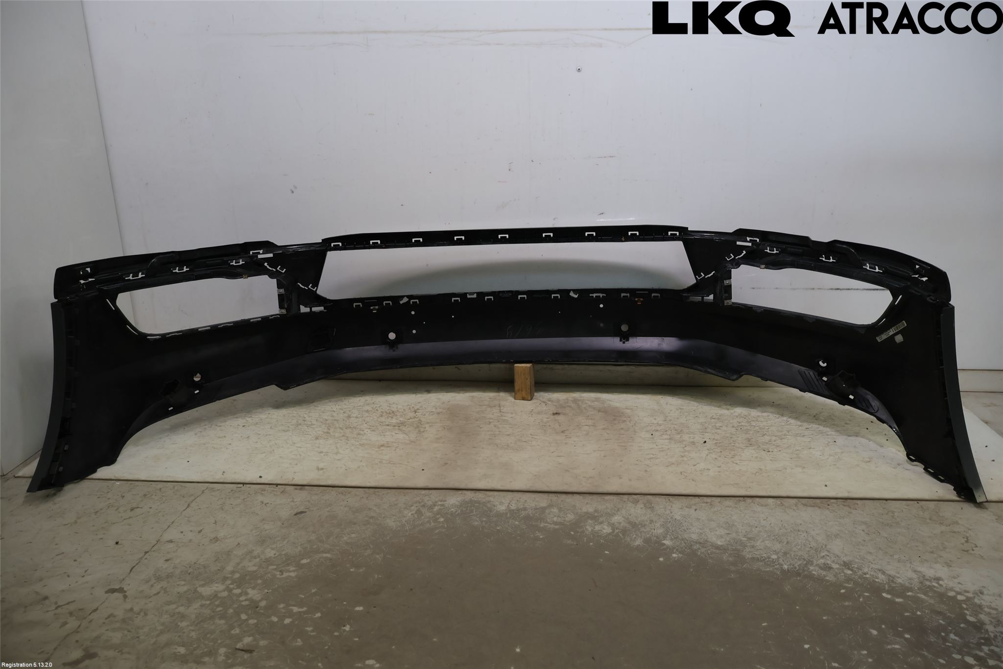 Volkswagen VW PASSAT 15-19 Støtfanger Foran Plastdeksel