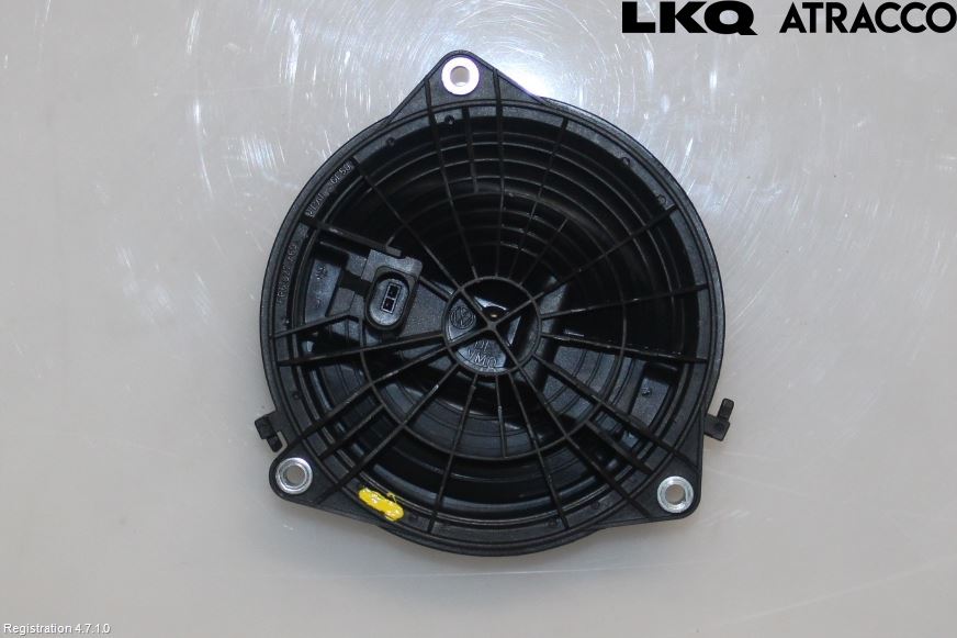 Volkswagen VW POLO 10-17 Bakluke Handtak Ytre
