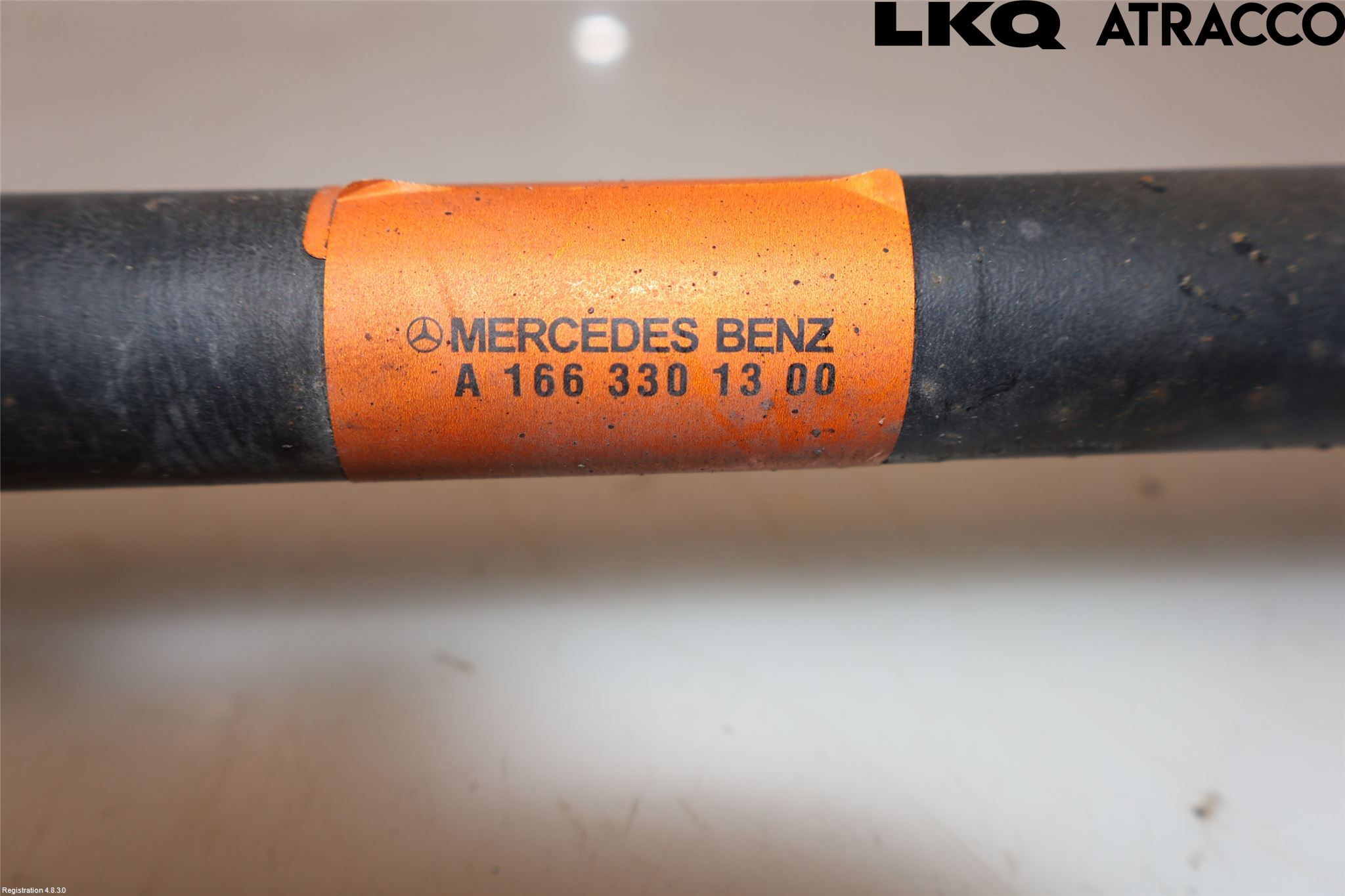 Mercedes-Benz MB ML/GLE-KLASS (W166) 12-18 Drivaksel Foran Kompl Høyre