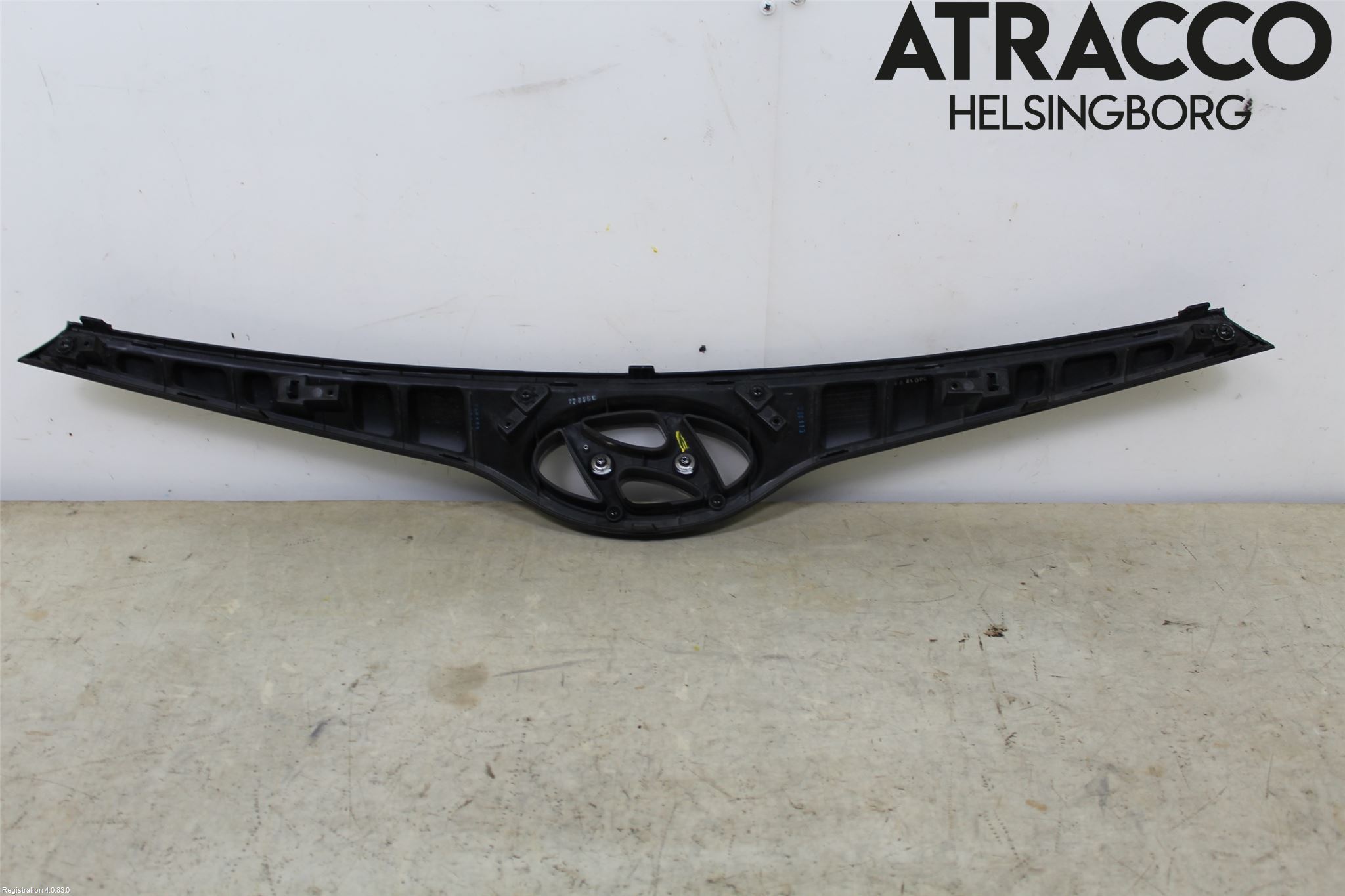 Hyundai i20 PB 09-14 Grill Komplett