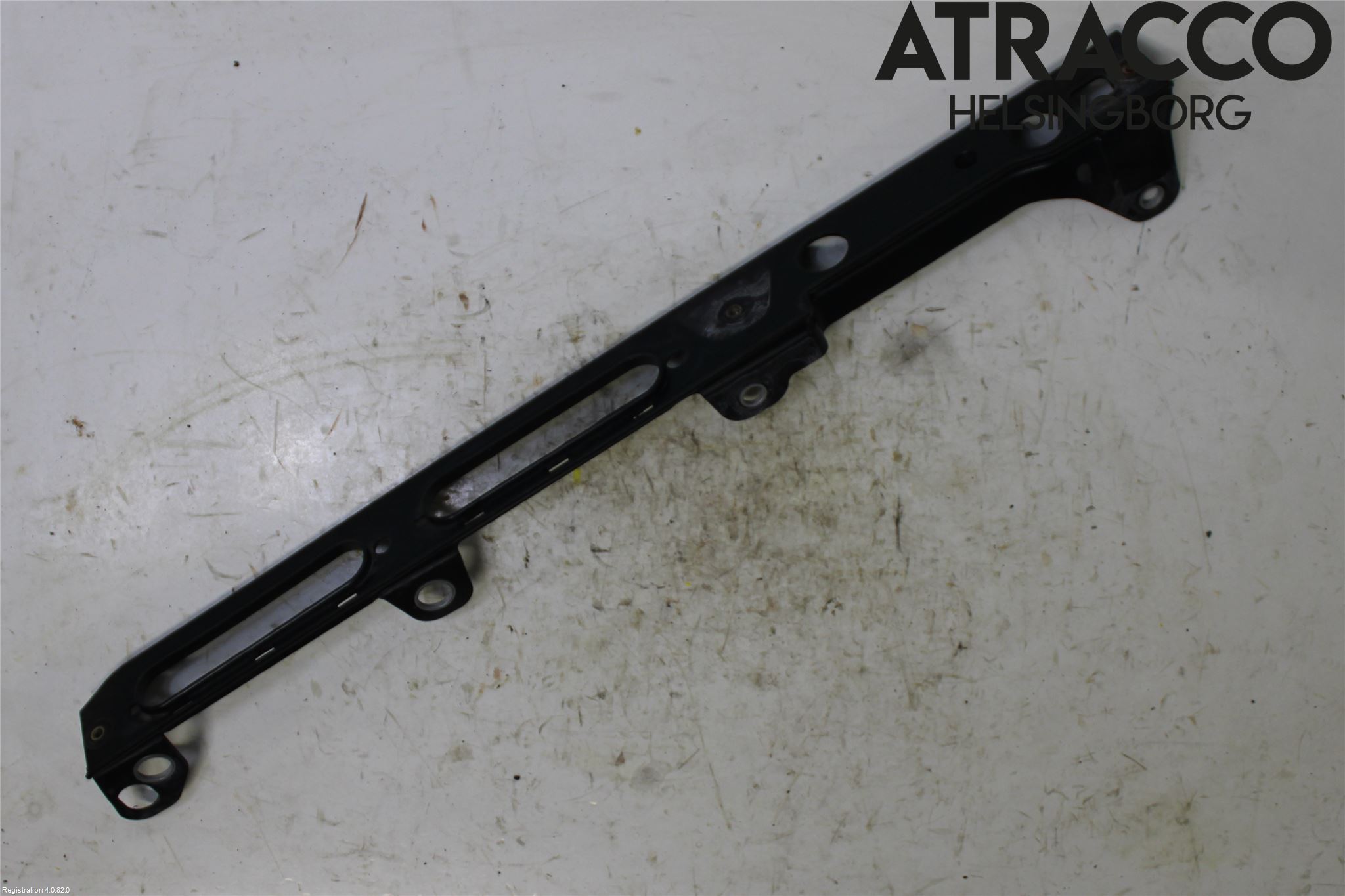 Landrover RANGE ROVER SPORT (L494) 14-22 Fenderfeste Foran Høy