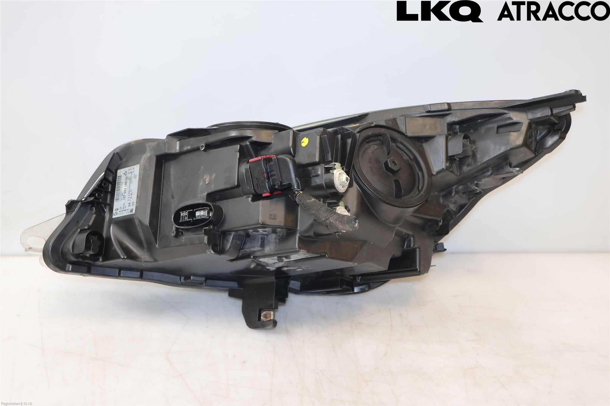 Opel INSIGNIA 09-16 Frontlykt Høyre