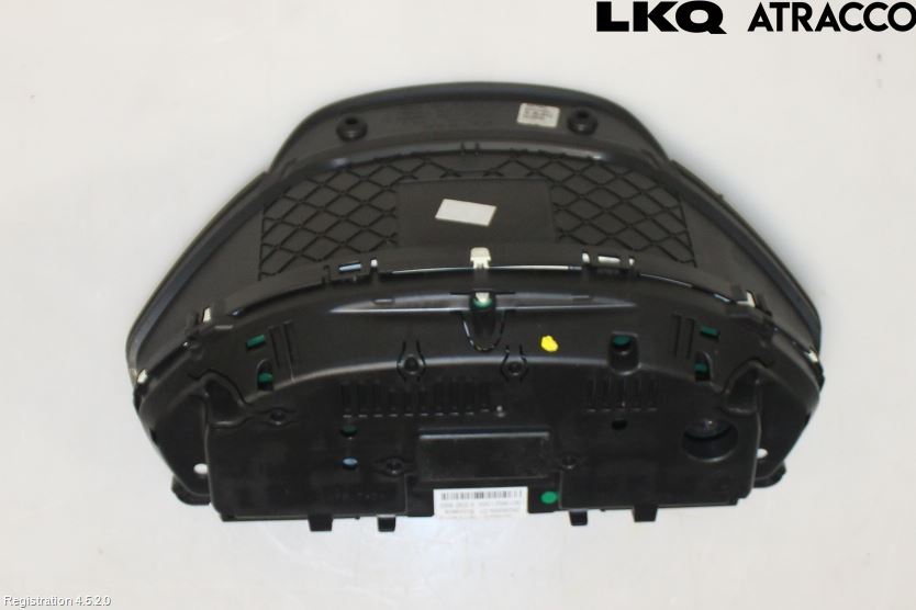 BMW 3 F30/F31/F80 12-19 Instr Kombinert