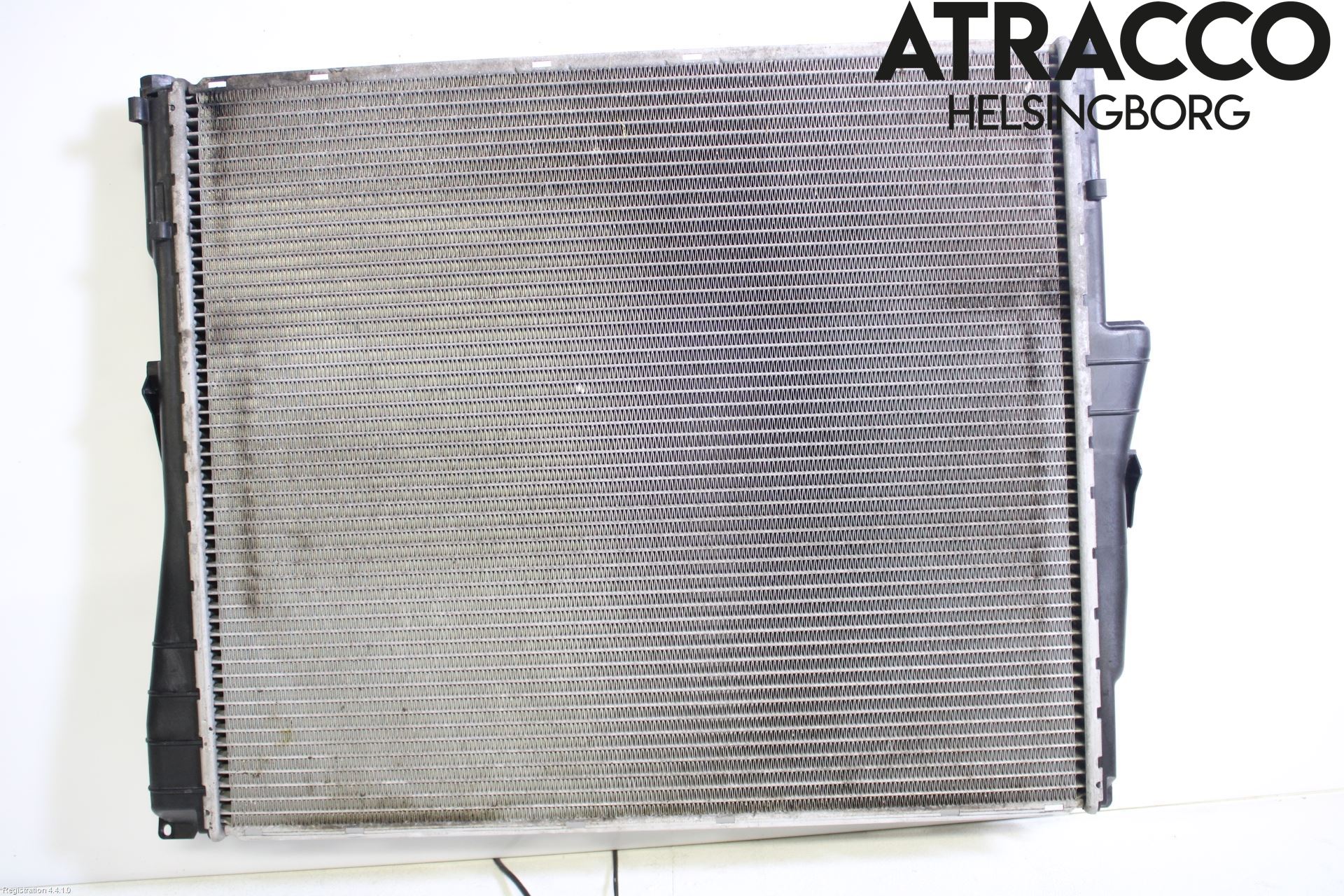 BMW X3 E83     03-10 Radiator Automat