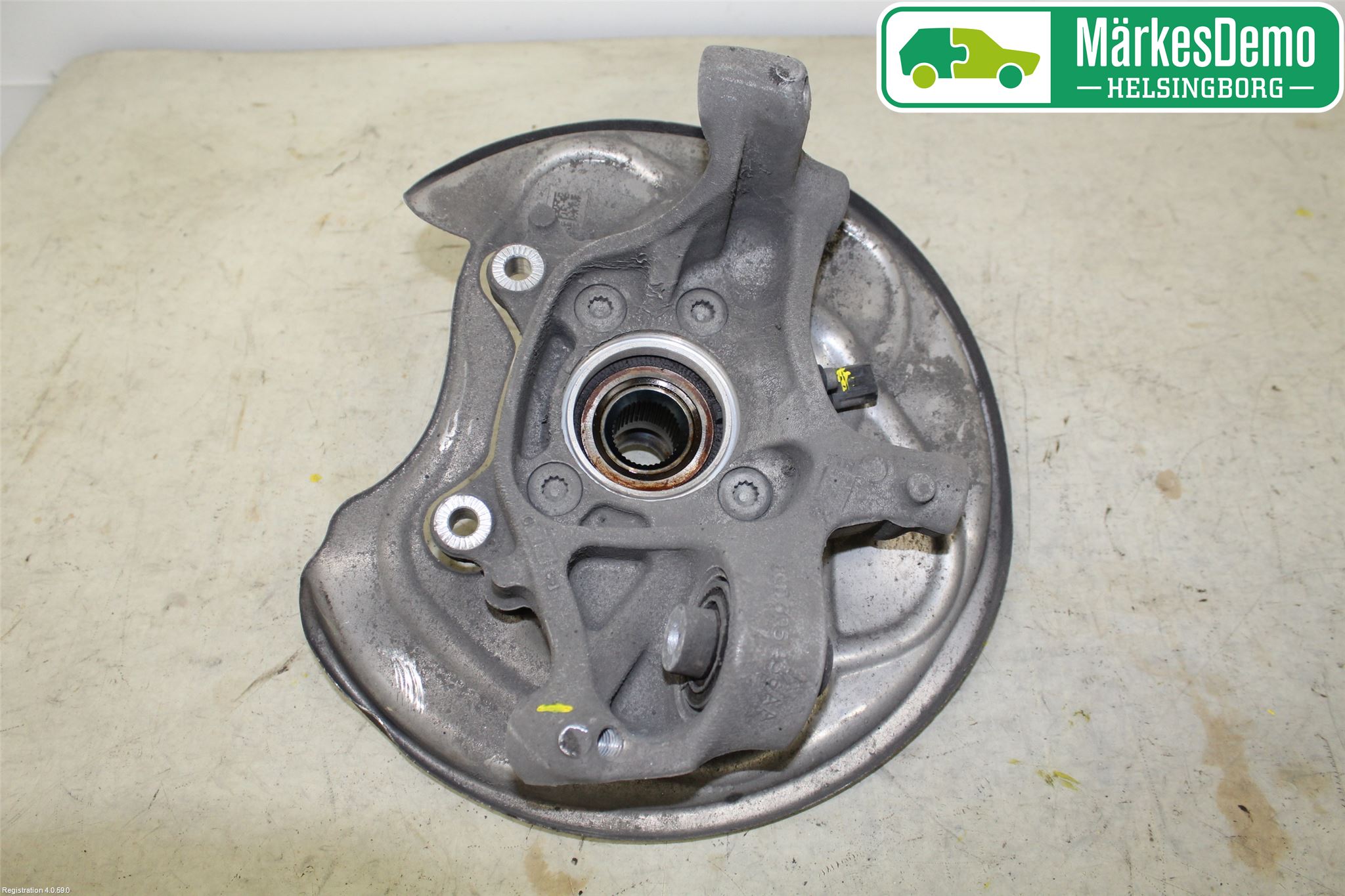 Audi A4/S4 B9 16-19 Spindel Hb
