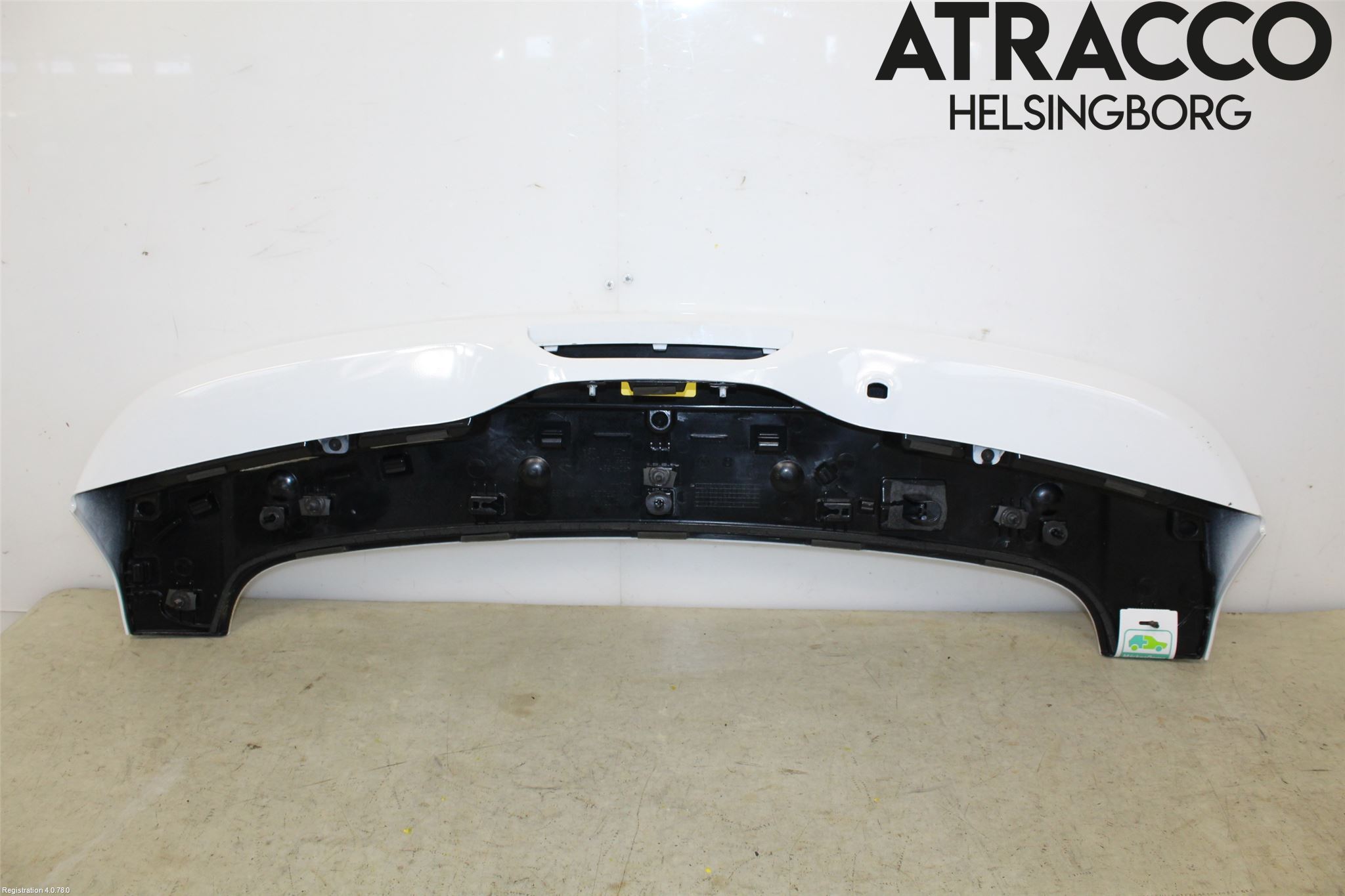 Jeep GRAND CHEROKEE 10-20 Spoiler Bakluke