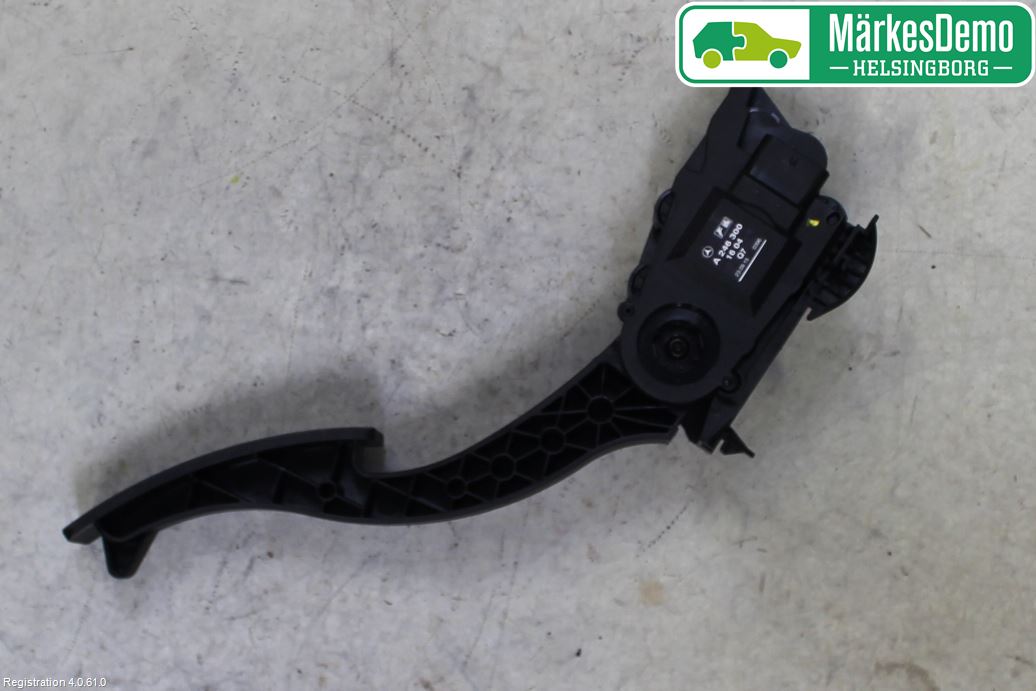 Mercedes-Benz MB A-KLASS (W176) 13-18 Gasspedal