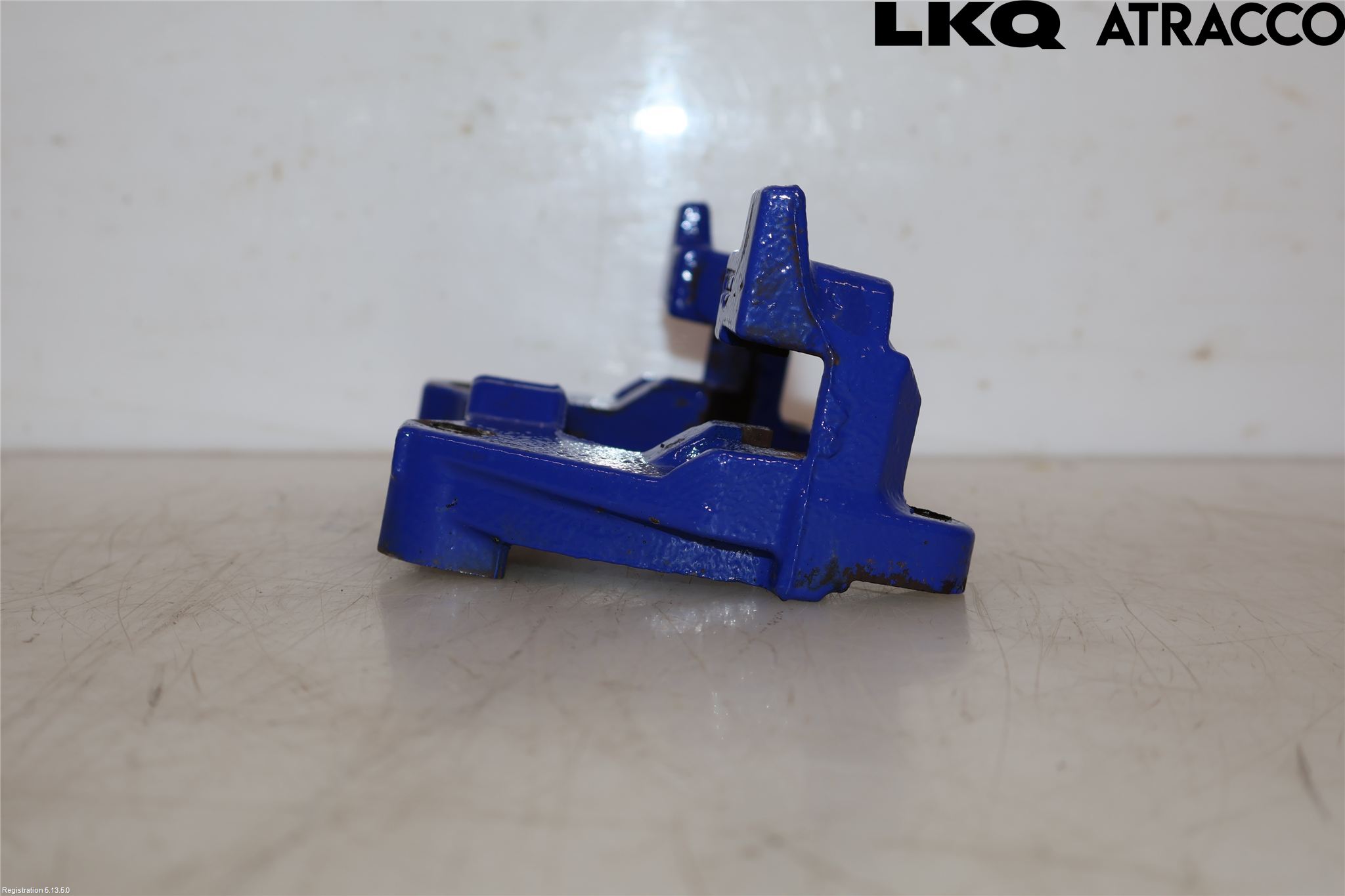 Volkswagen VW GOLF / E-GOLF VII 13-20 Bremsecaliper Feste Holder