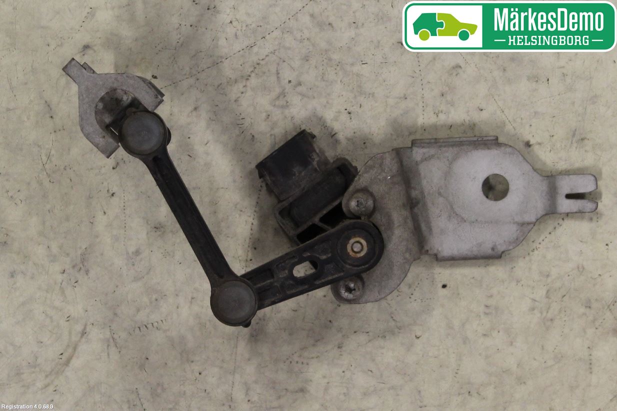 Mercedes-Benz MB C-KLASS (W205) 14-21 Sensor Lysinnstilling