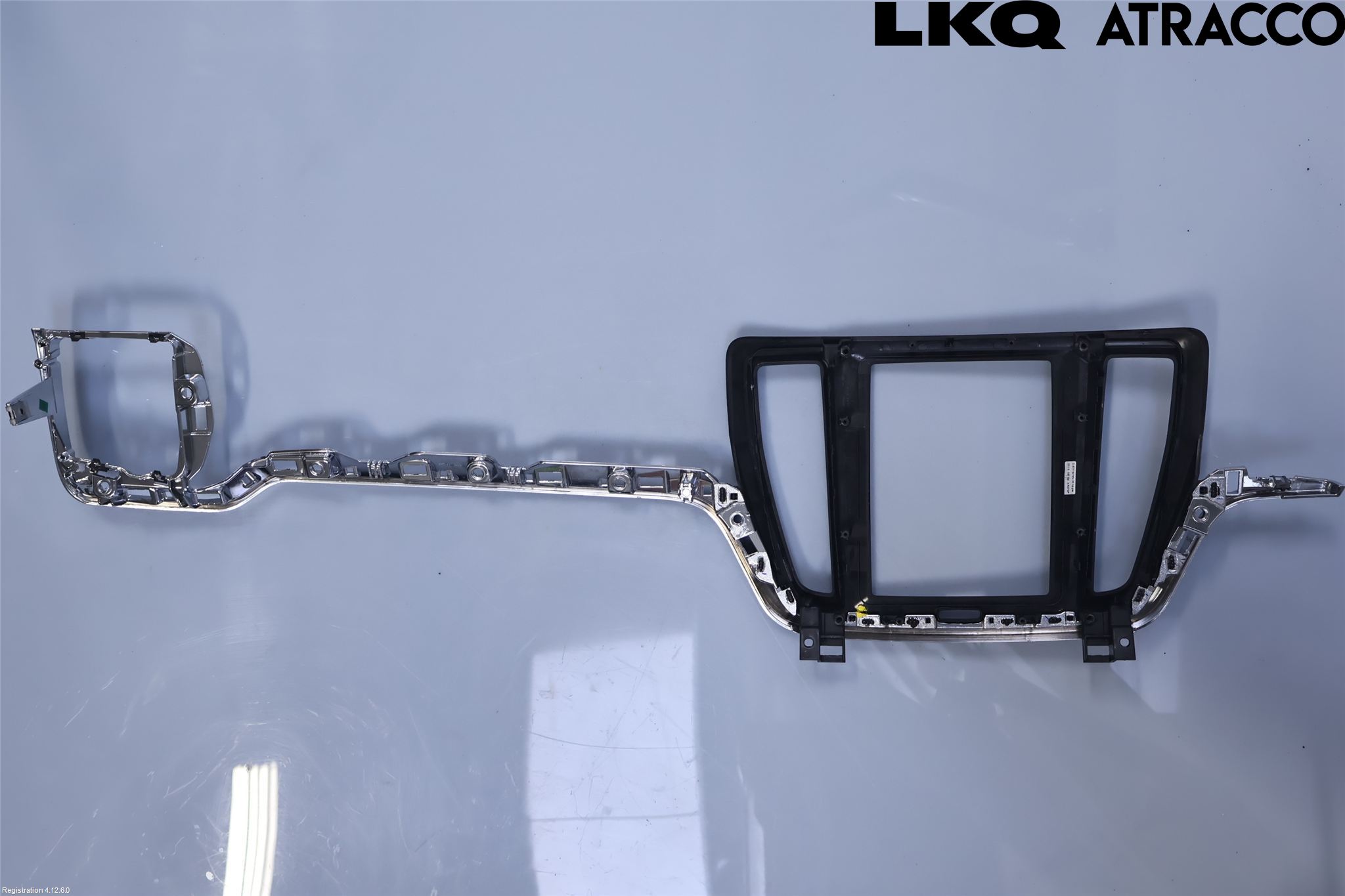 Volvo V60 19- Innr Radio Ramme
