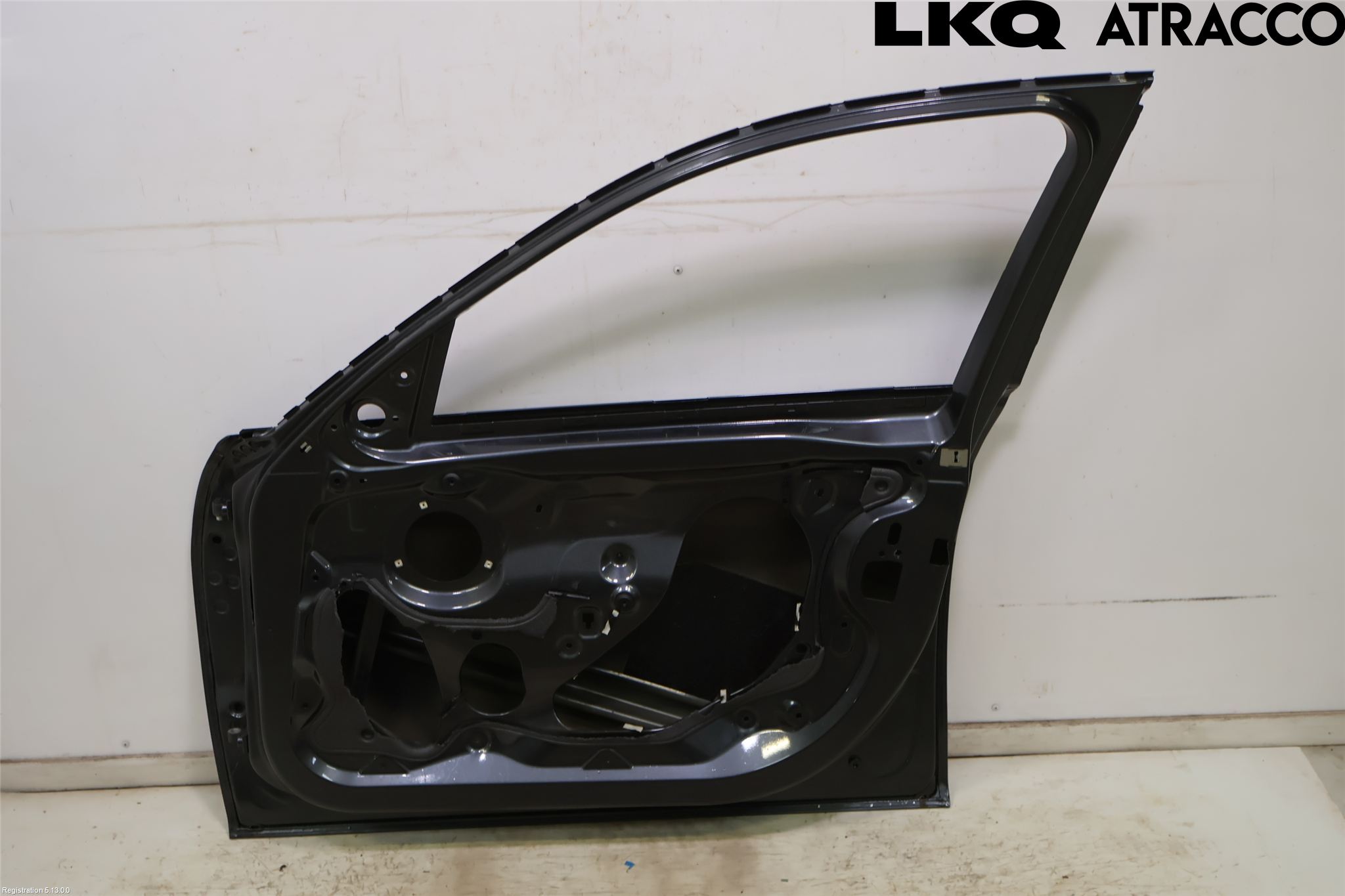 BMW 3 F30/F31/F80 12-19 Dør 4D Foran Høyre
