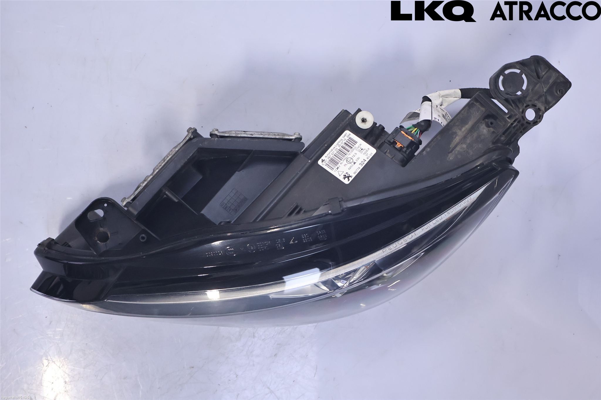 Peugeot 308 14-21 Frontlykt Venstre