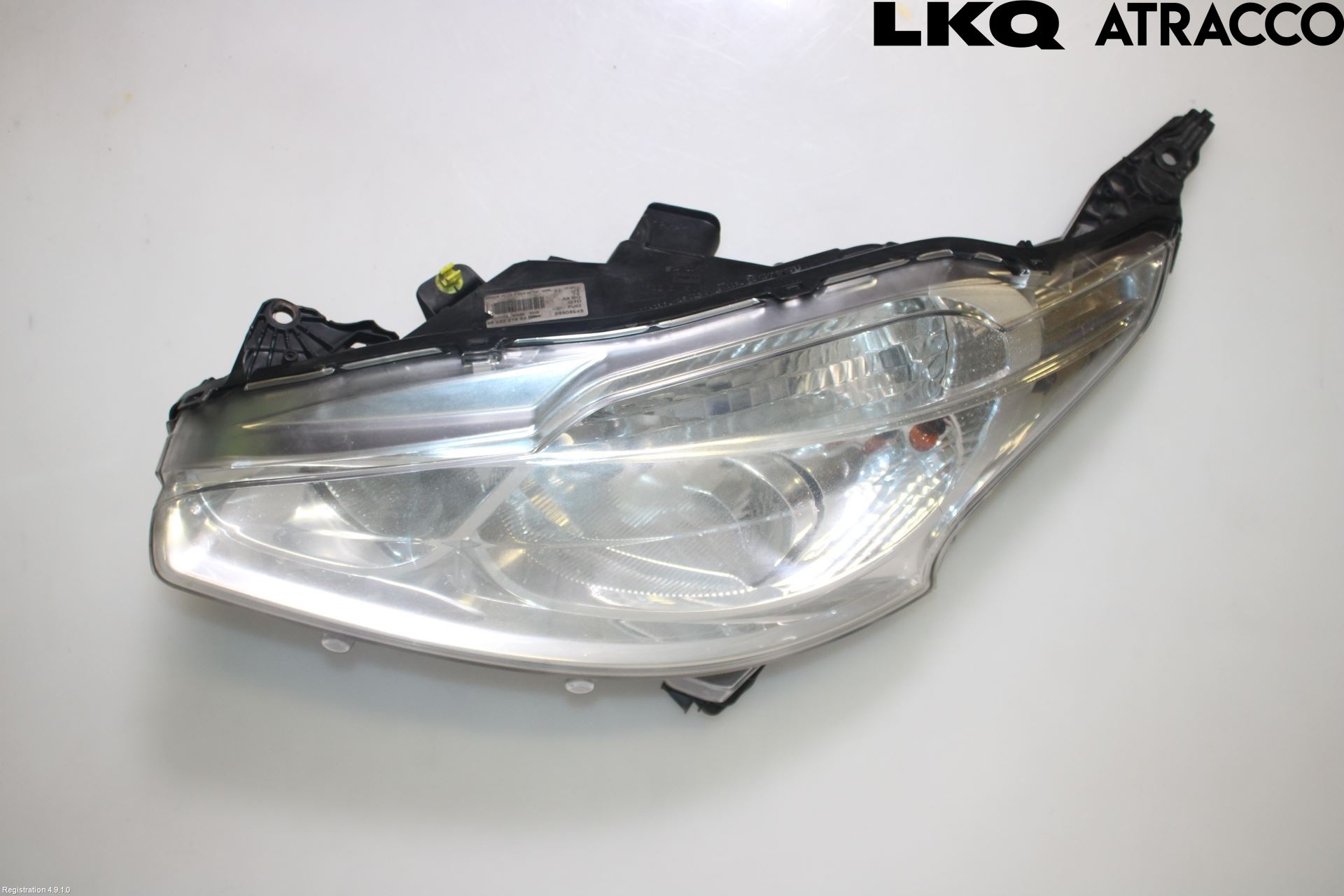 Peugeot 208 12-15 Frontlykt Venstre