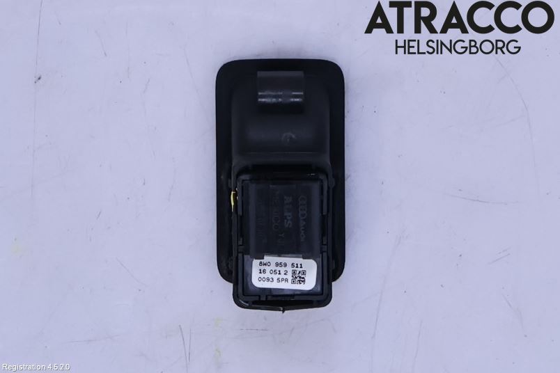 Audi A4/S4 B9 16-19 Strömställare Dragkrok