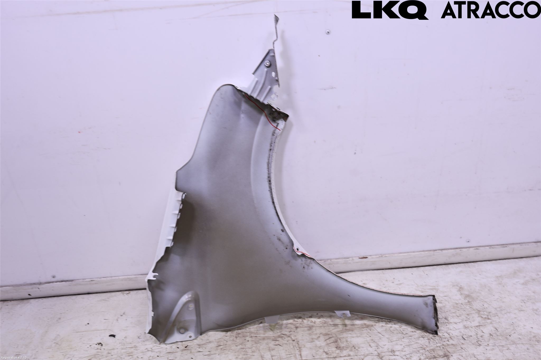 Peugeot 208 12-15 Skjerm Foran Venstre