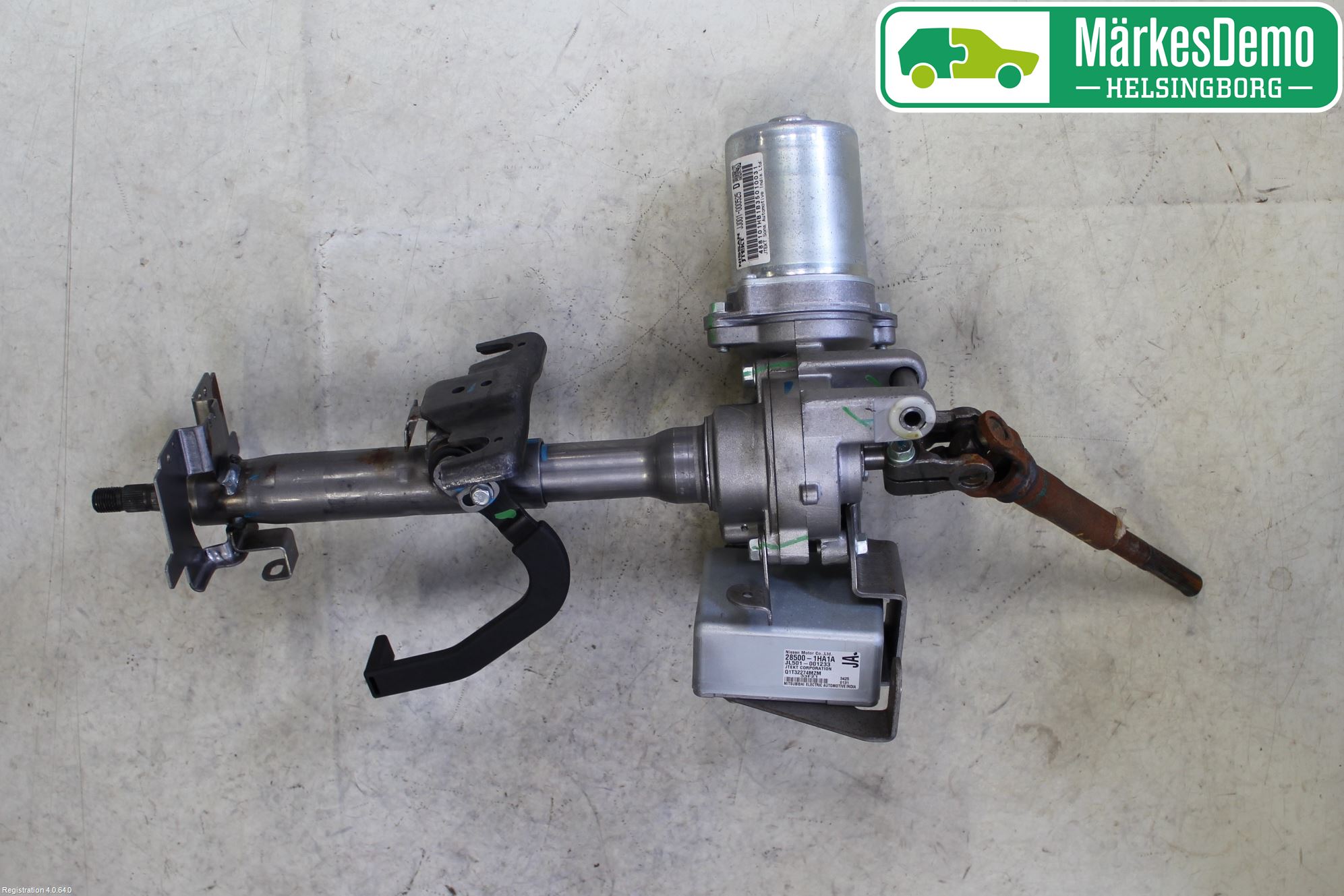 Nissan MICRA 11-16 Rattakselaggregat Innebygd Servo