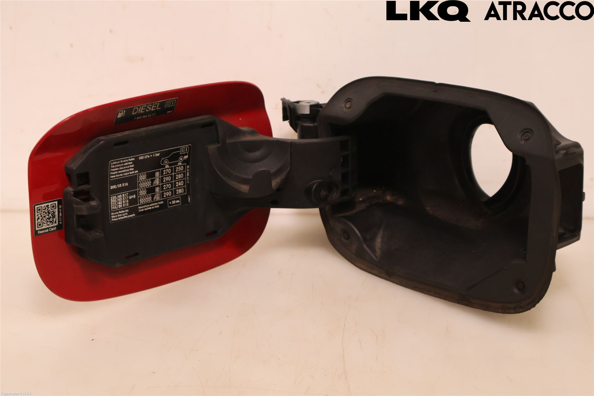 Mercedes-Benz MB CLA-KLASS (C117/X117) 13-19 Drivstoff Tankluke
