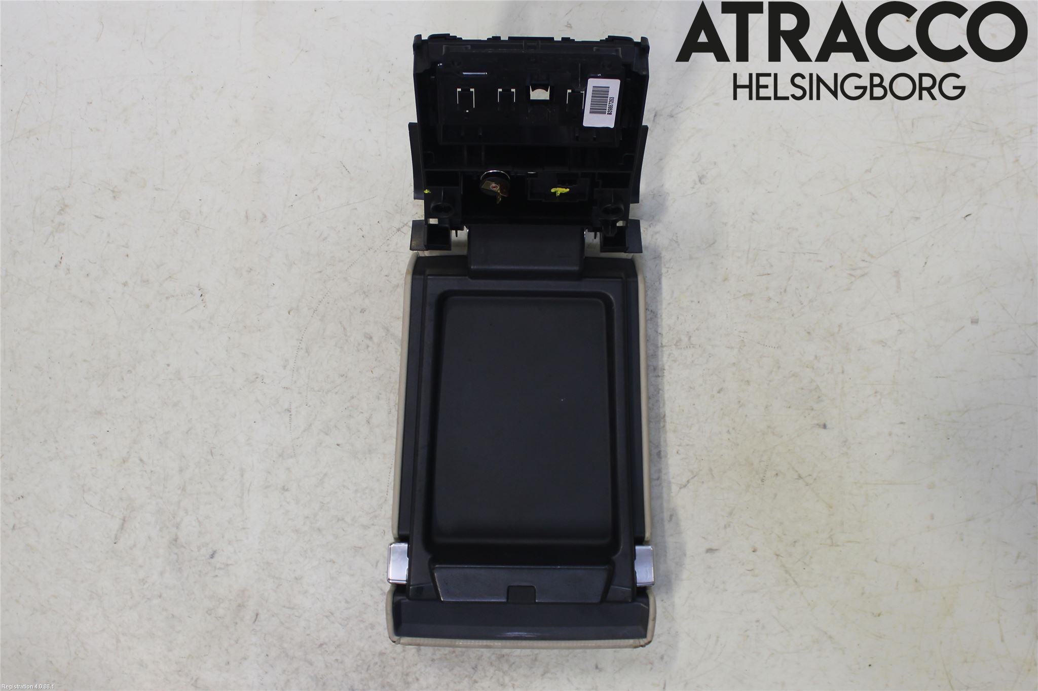 Volvo V70 08-13 Innr Armlene