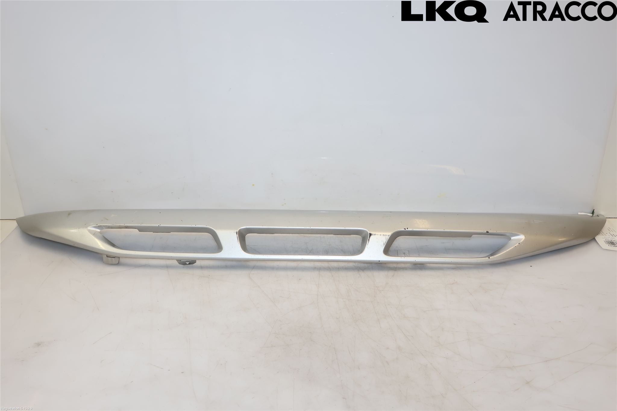 Peugeot 3008 17-24 Spoiler Foran