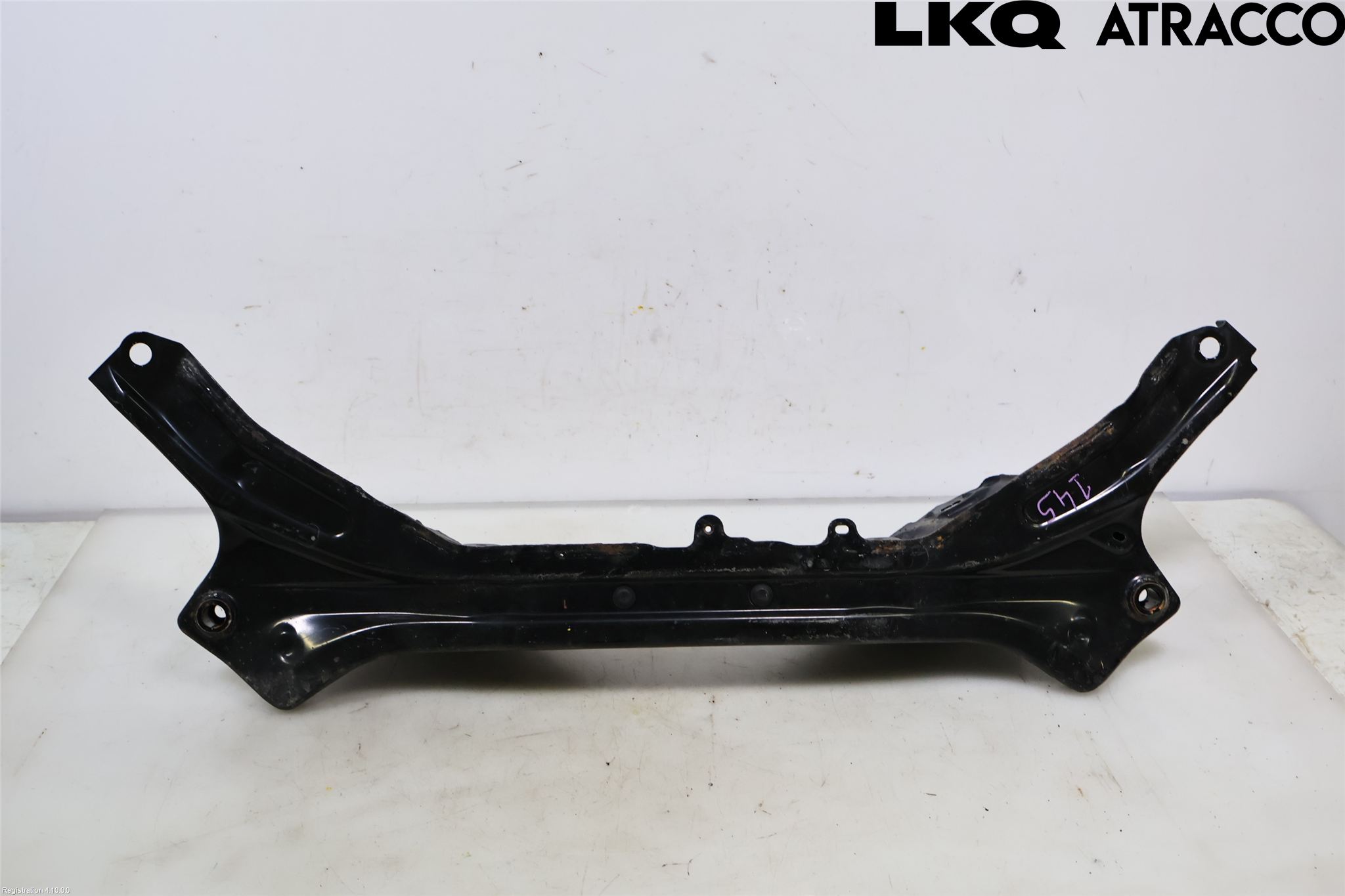 Toyota YARIS CROSS XP21 21- Bakaksel Feste Travers-Ramme