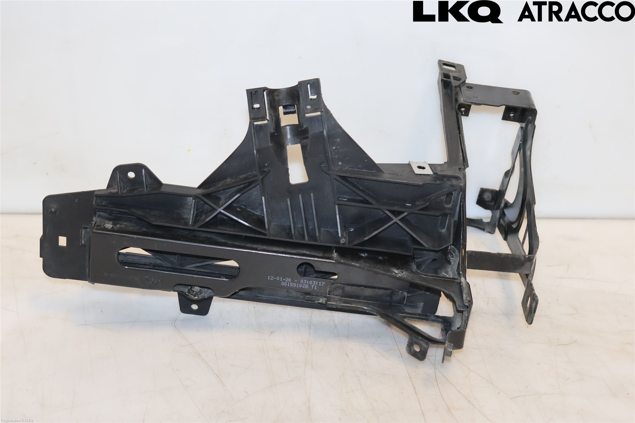 BMW 5 F10/F11/F18 09-17 Frontlykt Holder-Feste
