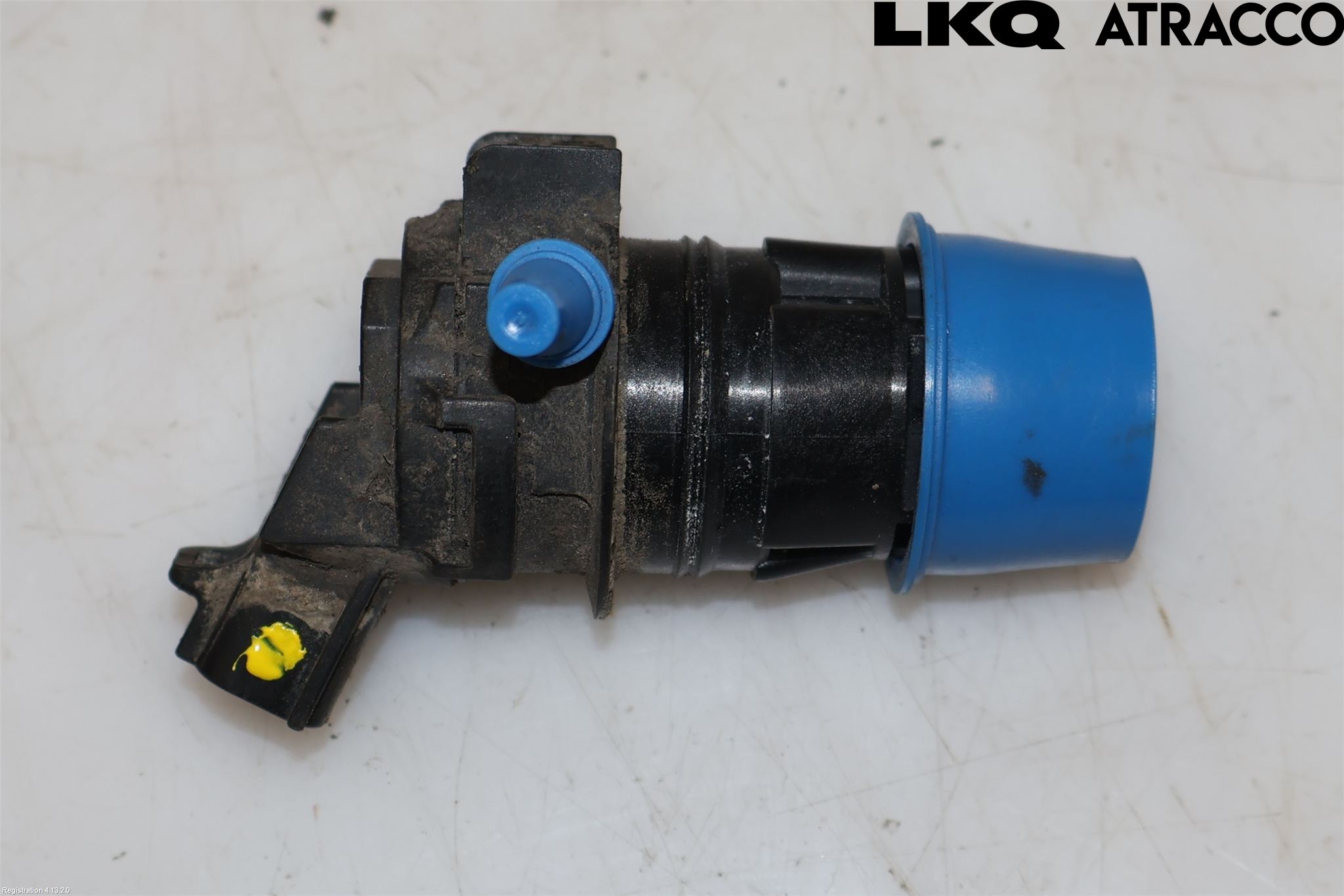 Lexus RX XU30 03-09 Spylerpumpe Frontrute