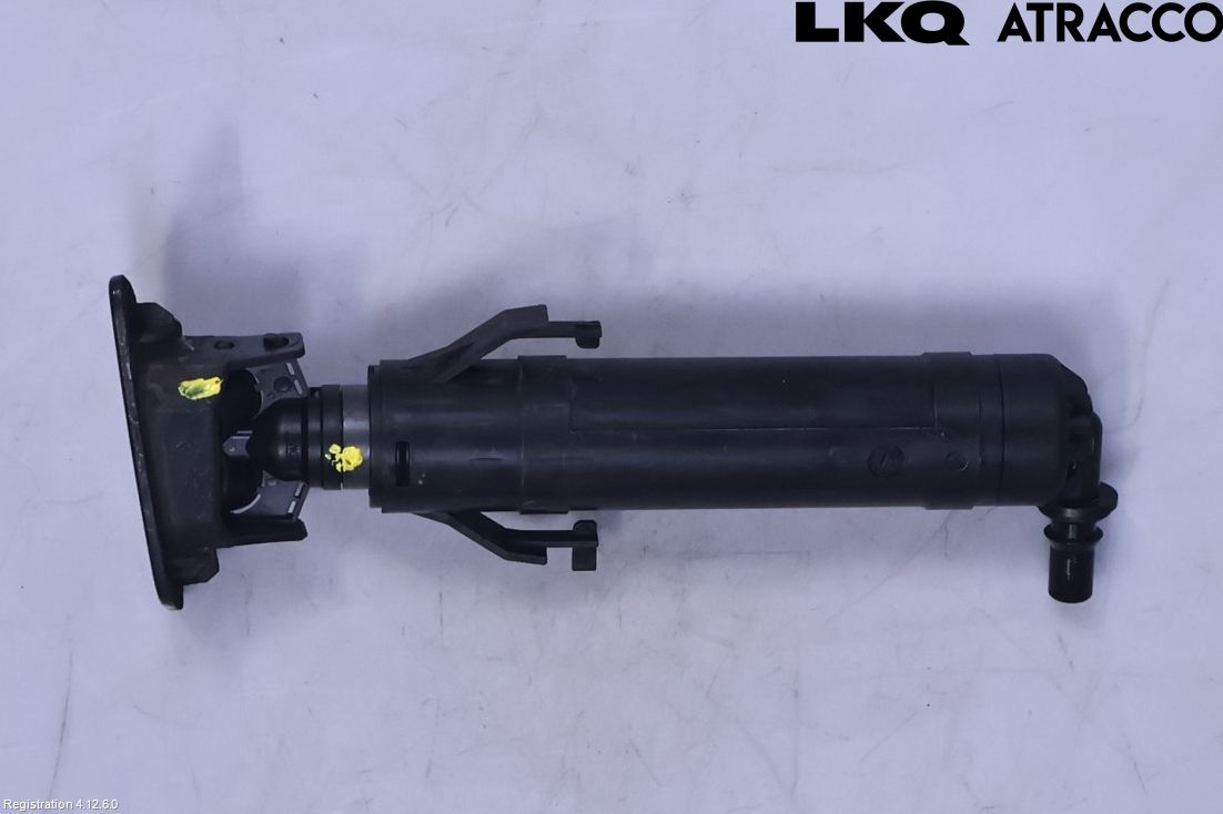 Volkswagen VW PASSAT 11-14 Spylerdyse Frontlykter