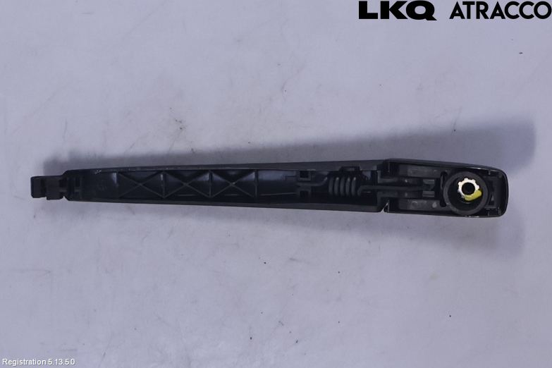Toyota YARIS XP130 15-20 Viskerarm Bakrute
