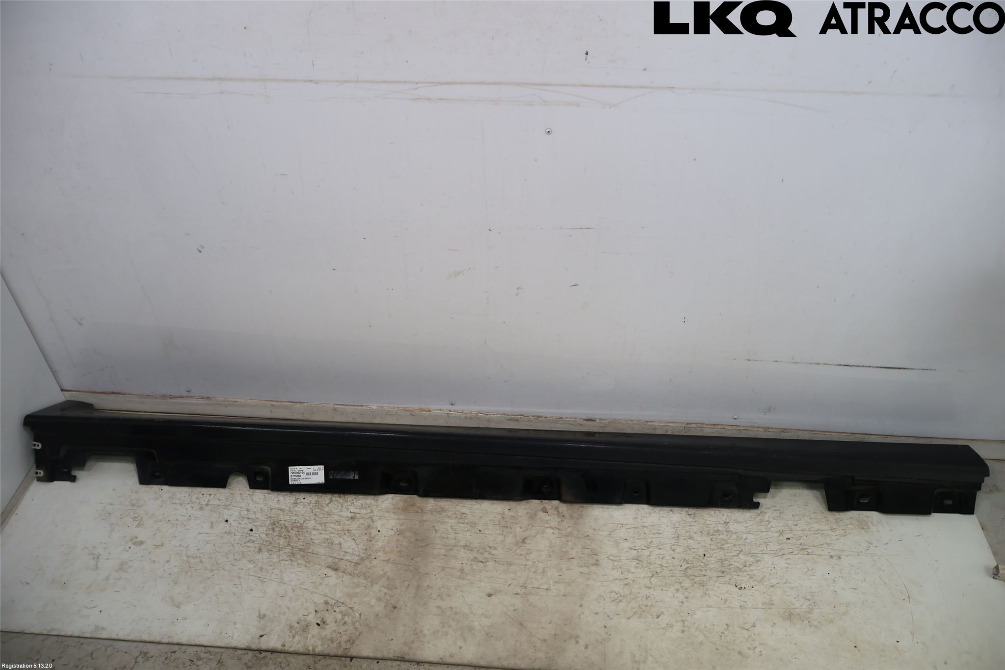BMW 5 F10/F11/F18 09-17 Kanalskjørt Høyre