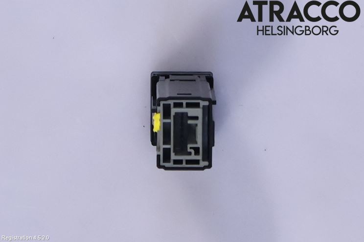 Toyota COROLLA CROSS XG10 22- Bryter Varmesete