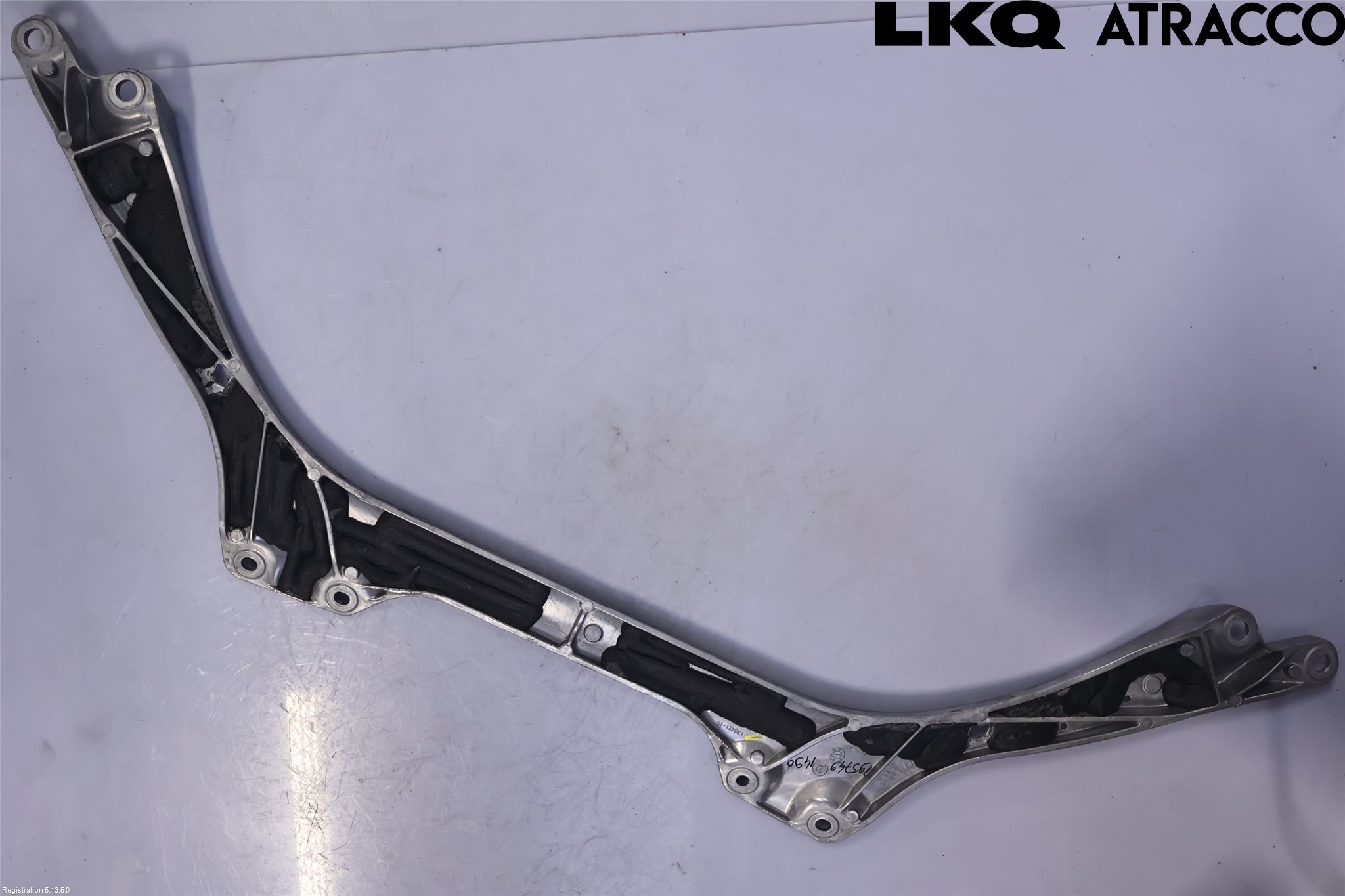 BMW 5 G30/G31/F90 17-23 Fjærbeinstag
